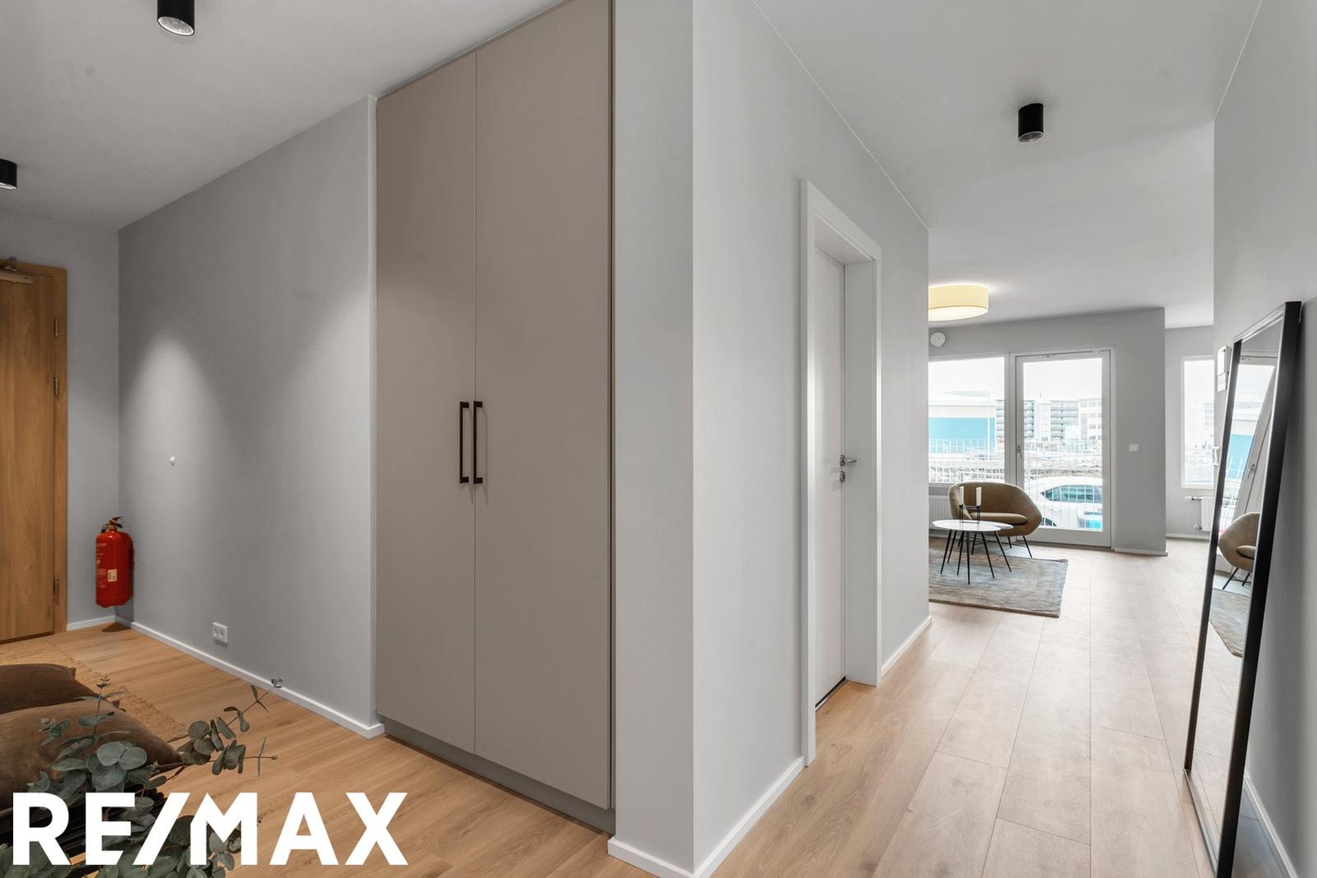 Hallgerðargata 1, 105 Reykjavík