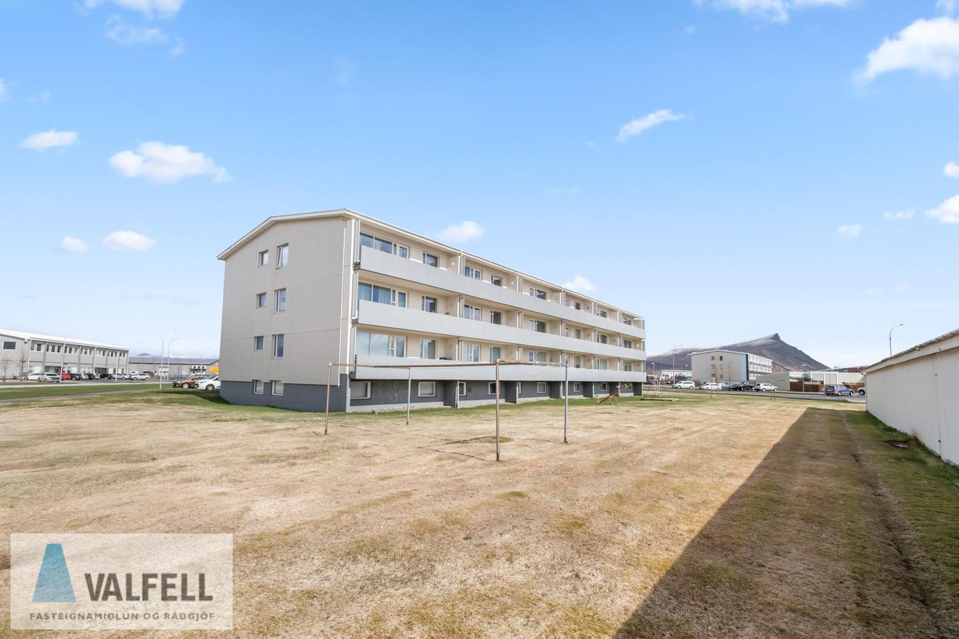 Skarðsbraut 15, 300 Akranes