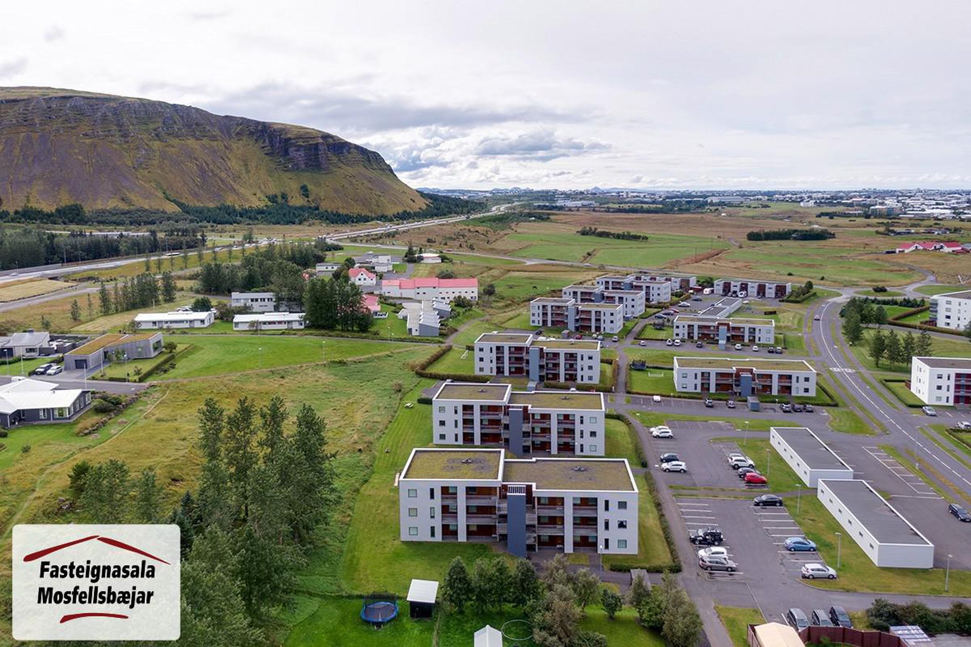 Klapparhlíð 32, 270 Mosfellsbær