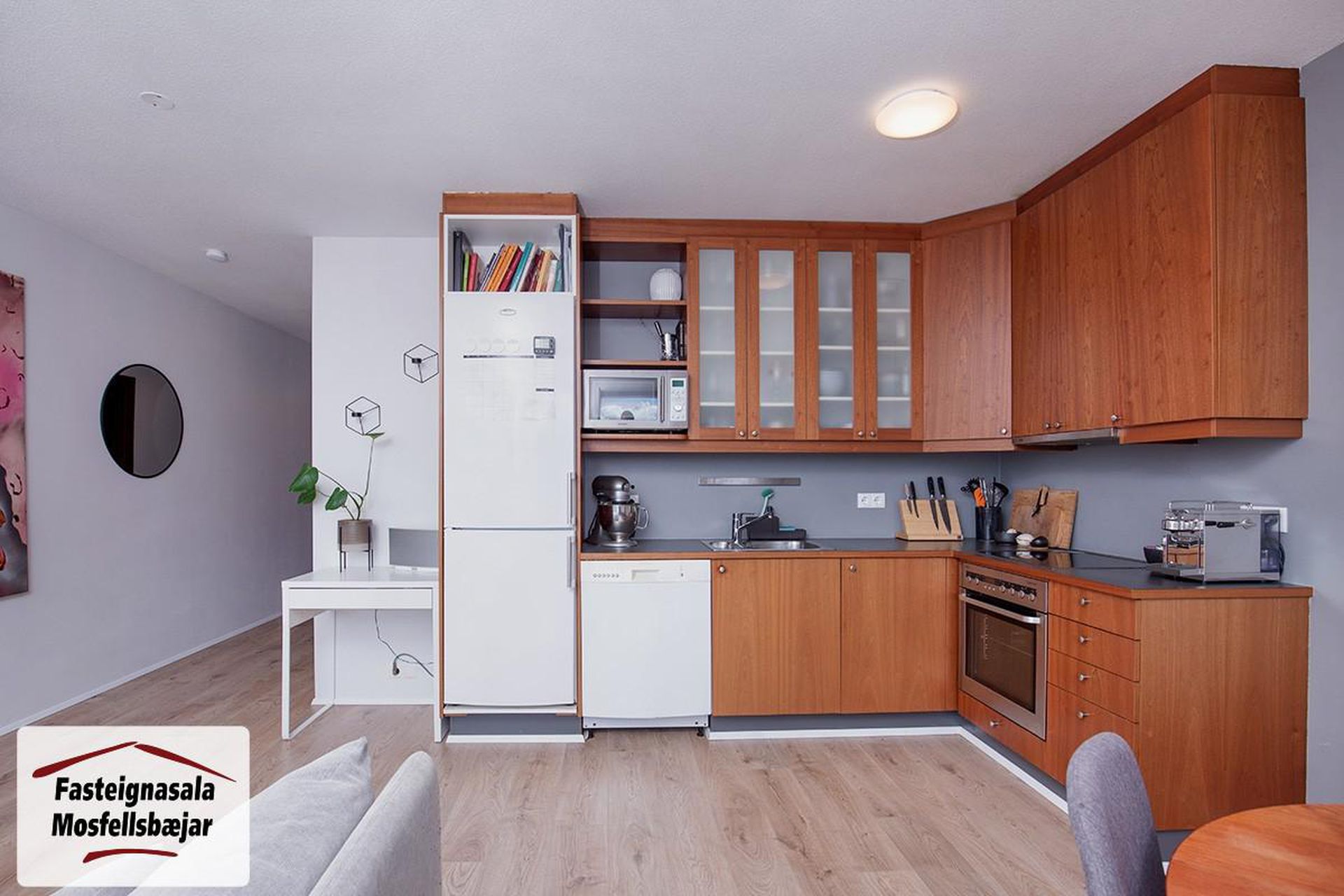 Klapparhlíð 32, 270 Mosfellsbær