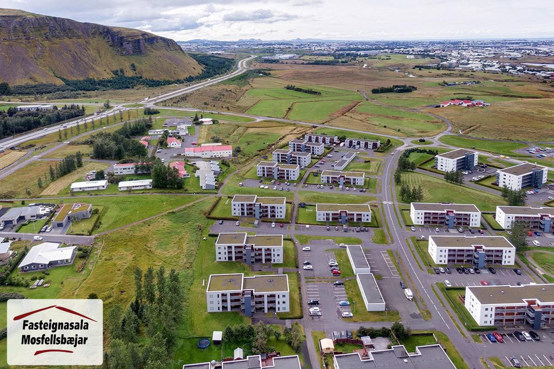 Klapparhlíð 32, 270 Mosfellsbær