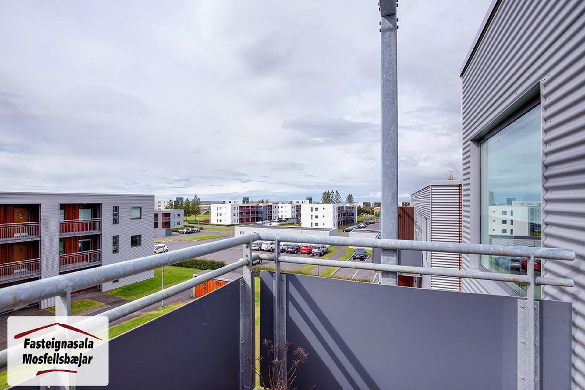 Klapparhlíð 32, 270 Mosfellsbær