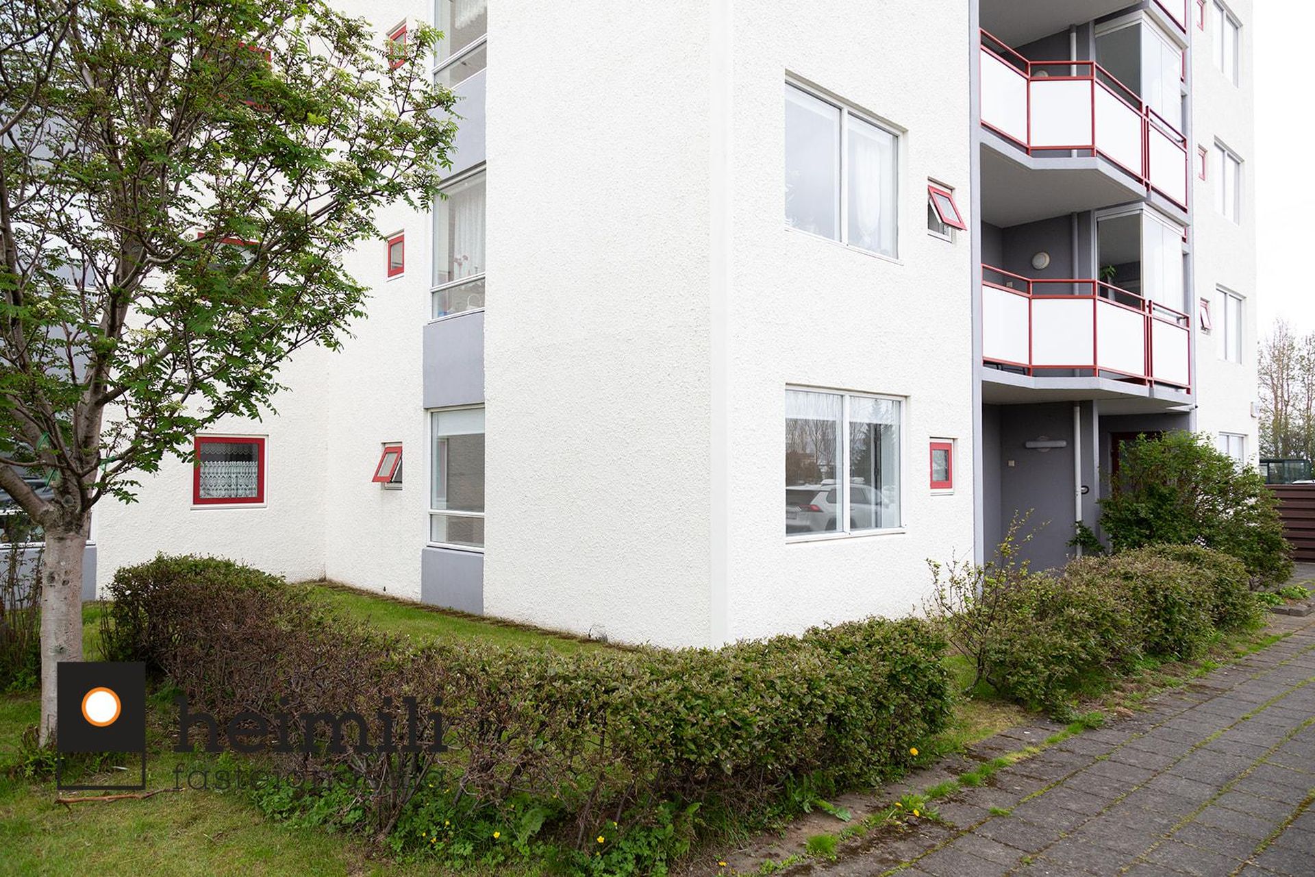 Hraunbær 103, 110 Reykjavík