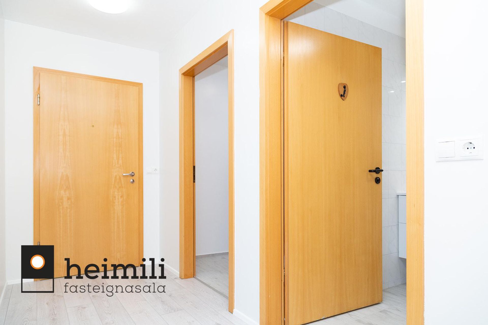 Hraunbær 103, 110 Reykjavík