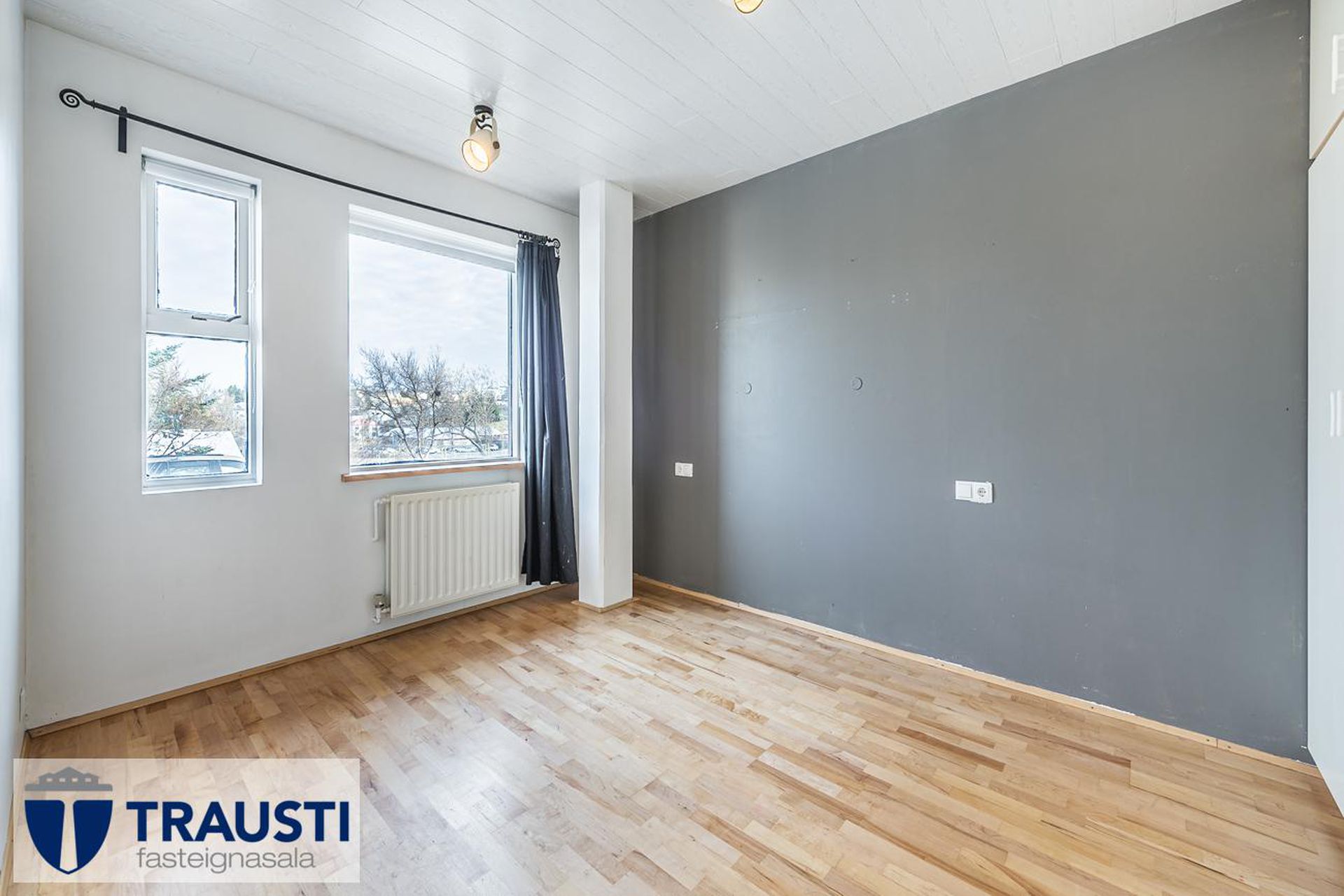 Smárabarð 2, 220 Hafnarfjörður