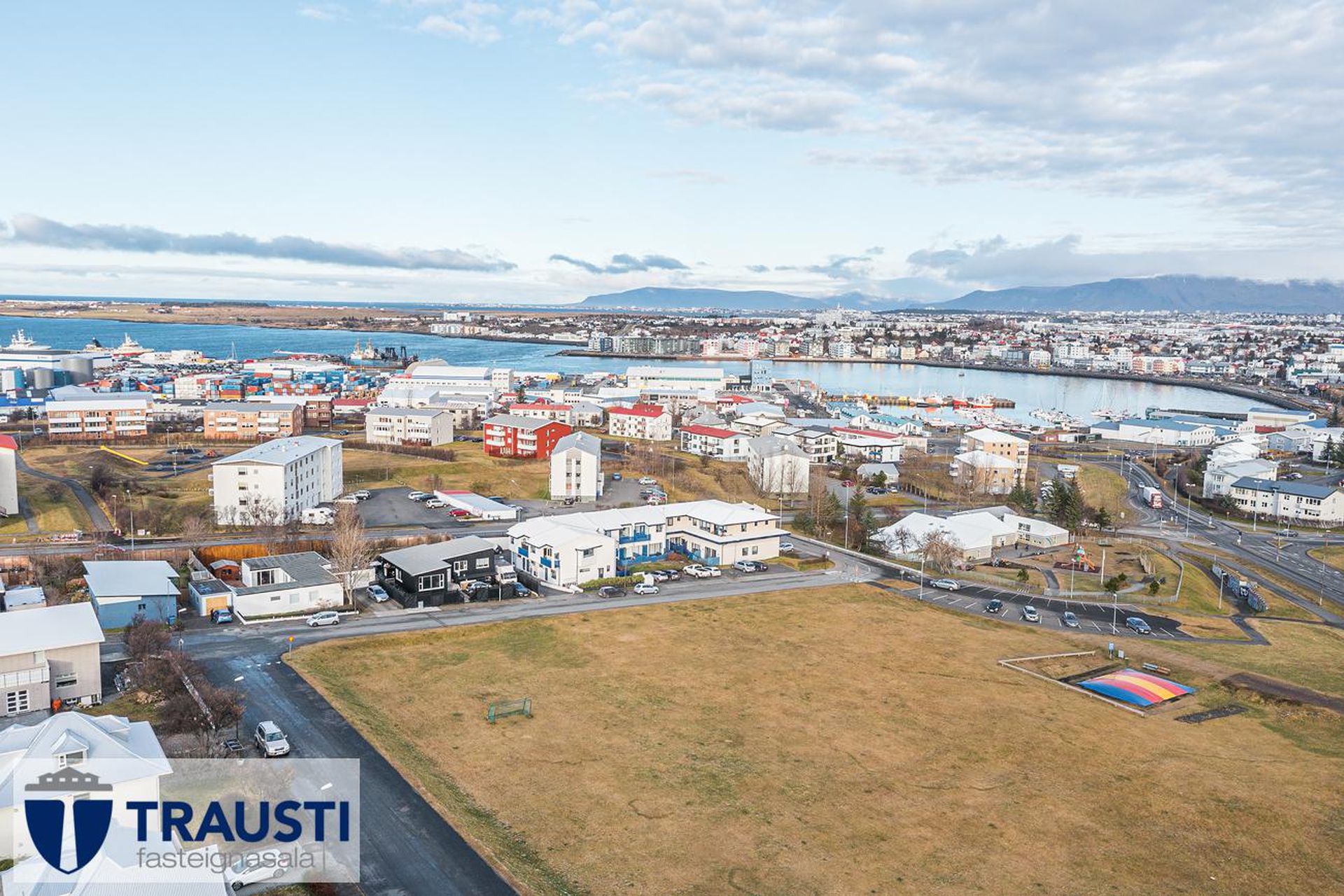 Smárabarð 2, 220 Hafnarfjörður