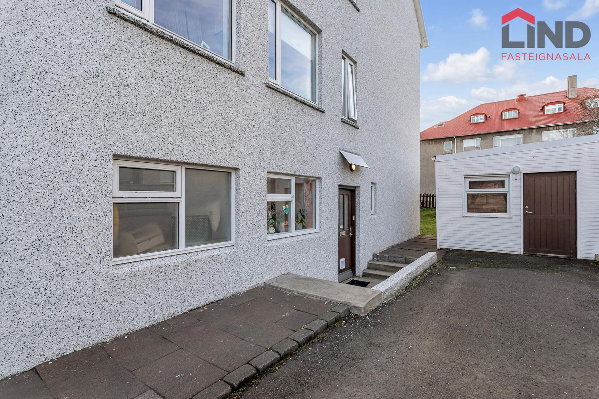 Barmahlíð 42, 105 Reykjavík