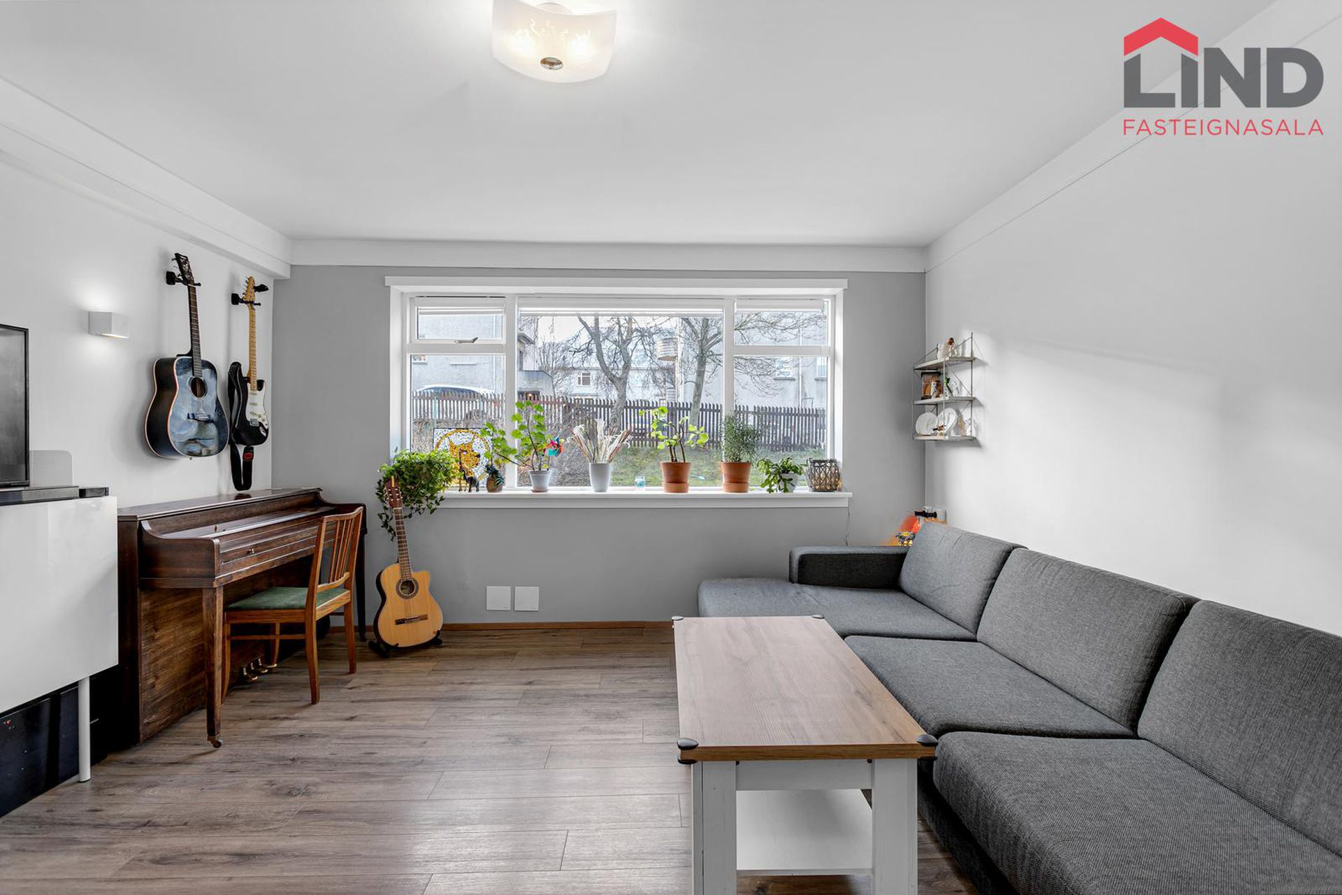 Barmahlíð 42, 105 Reykjavík