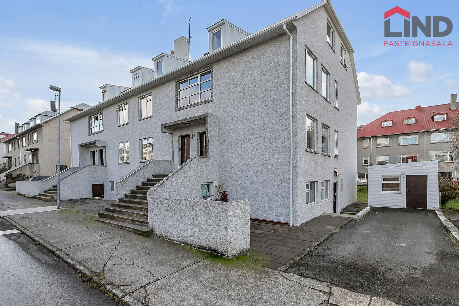 Barmahlíð 42, 105 Reykjavík