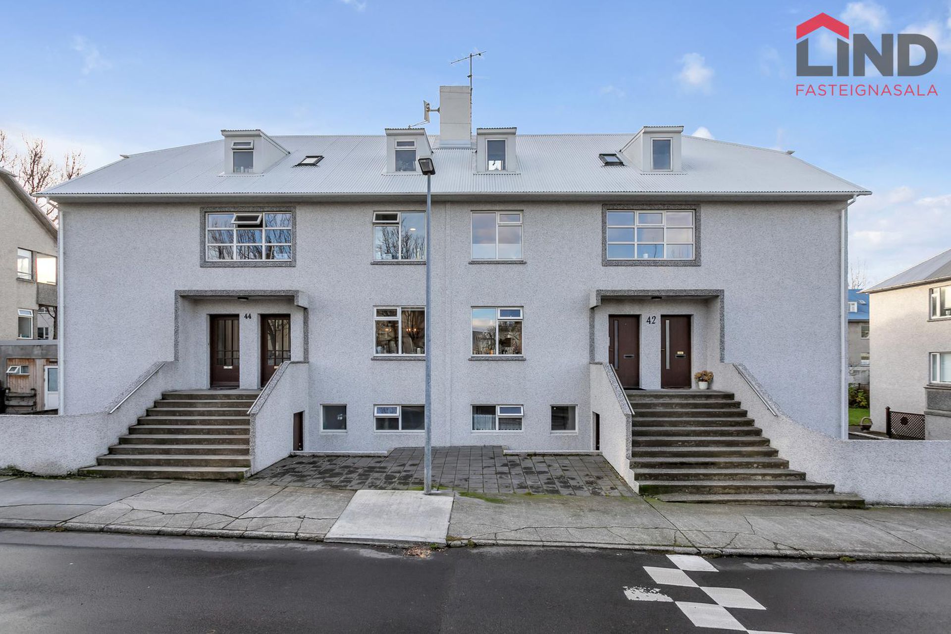 Barmahlíð 42, 105 Reykjavík