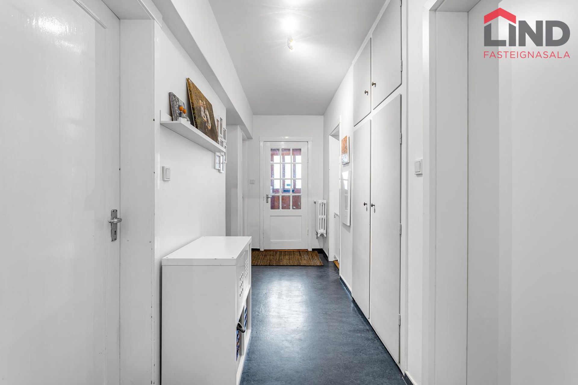 Barmahlíð 42, 105 Reykjavík