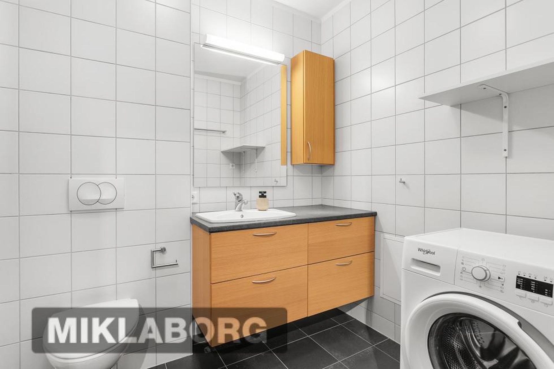 Helluvað 19 - 0105, 110 Reykjavík