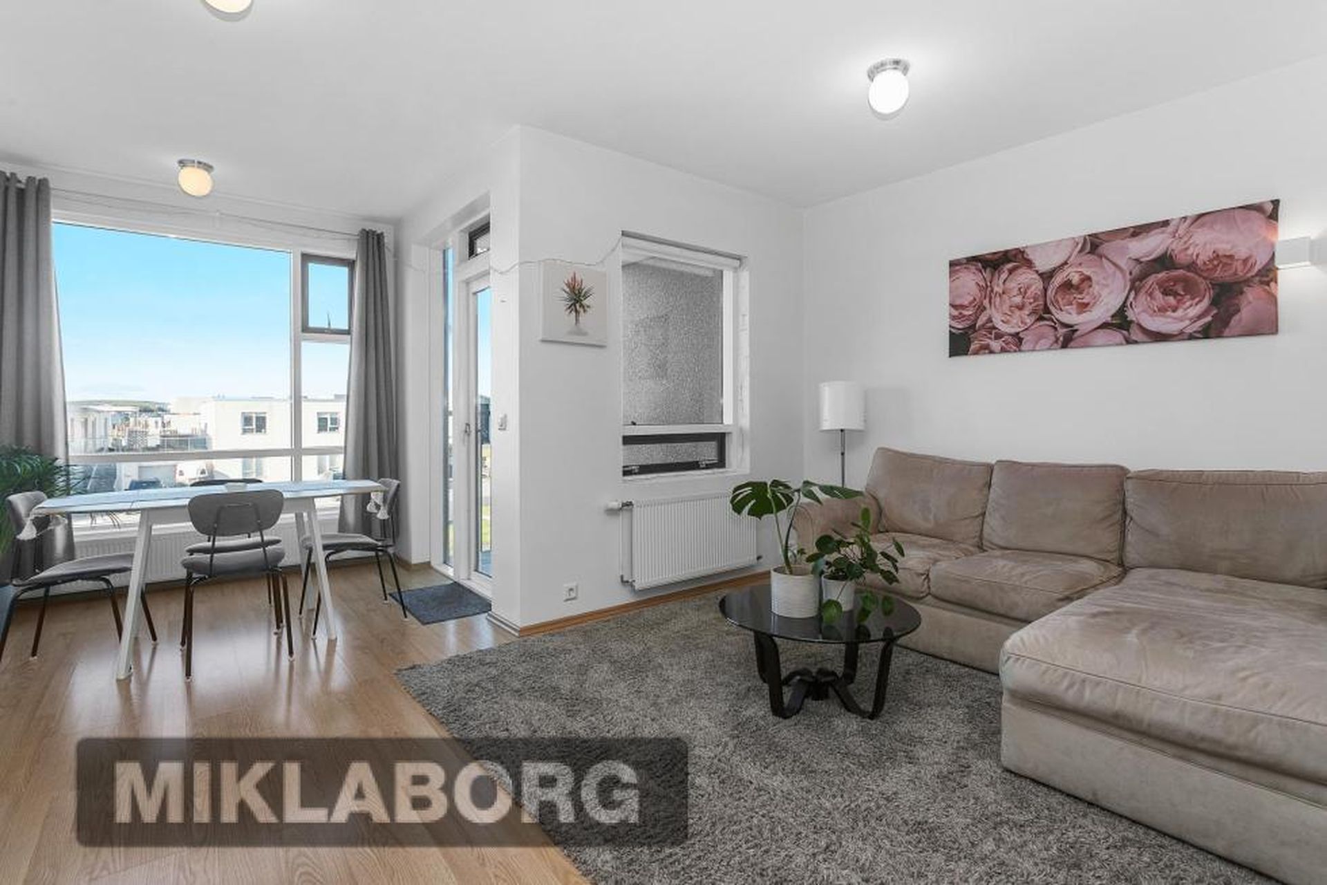 Helluvað 19 - 0105, 110 Reykjavík