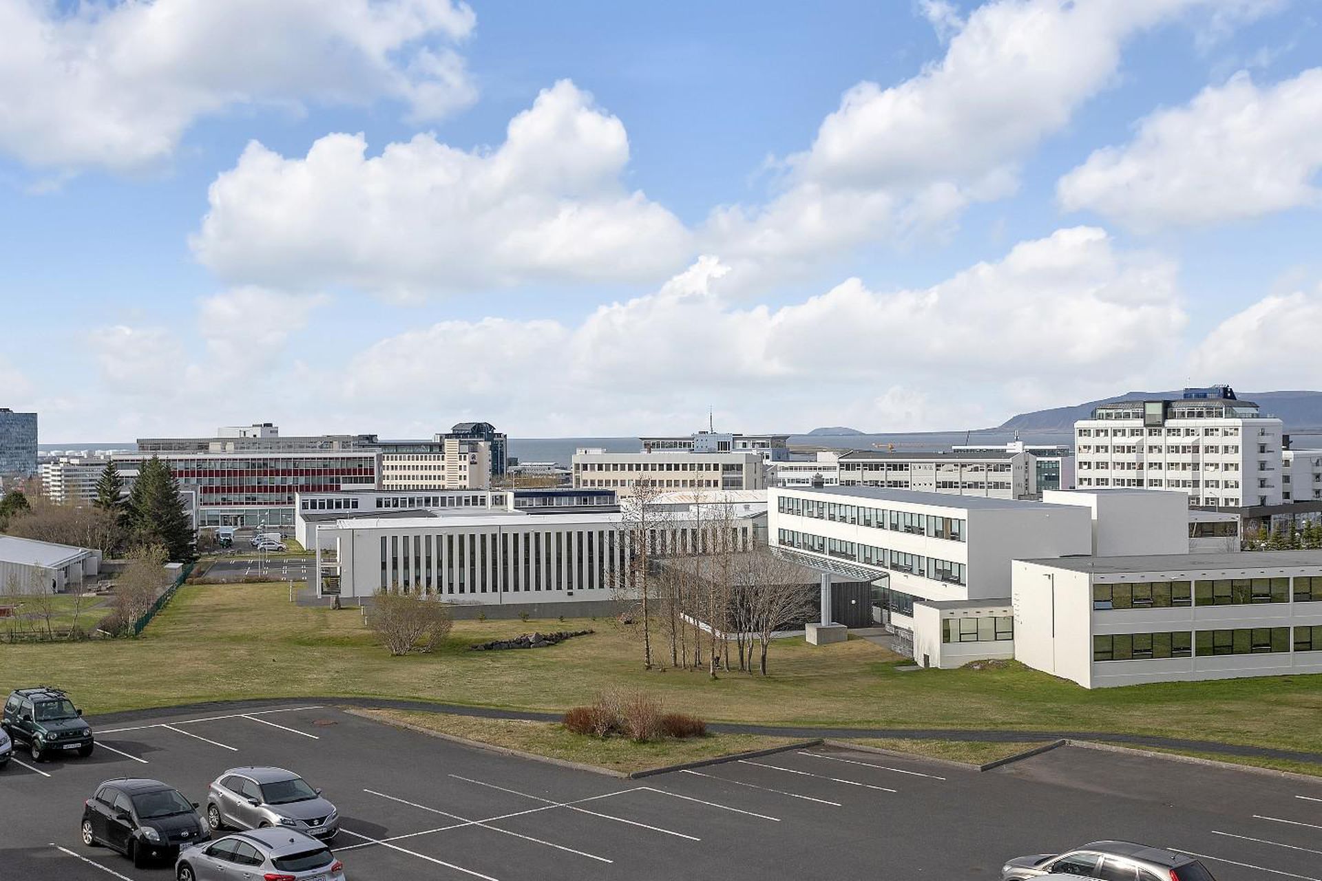 Háaleitisbraut 43, 108 Reykjavík