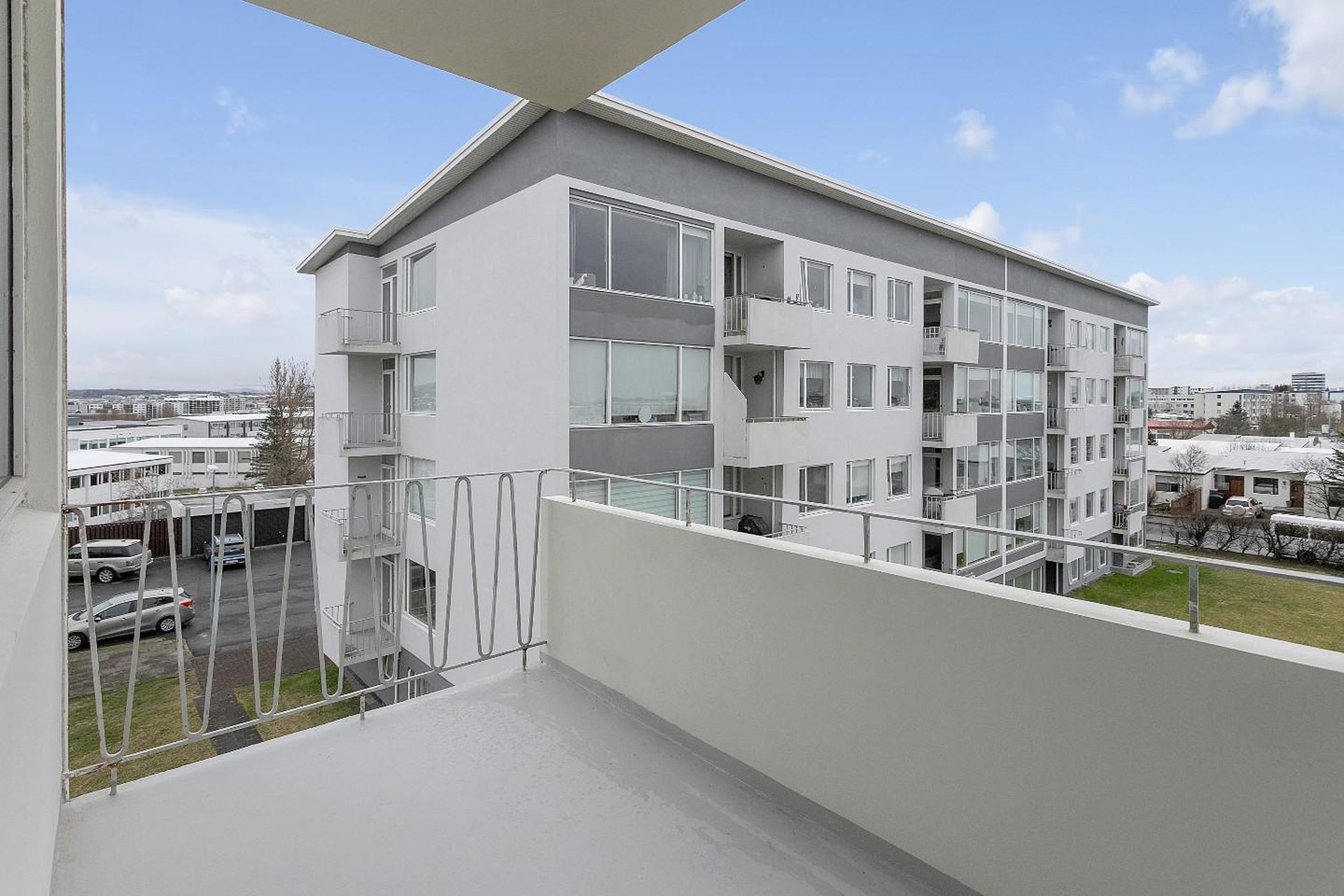Háaleitisbraut 43, 108 Reykjavík
