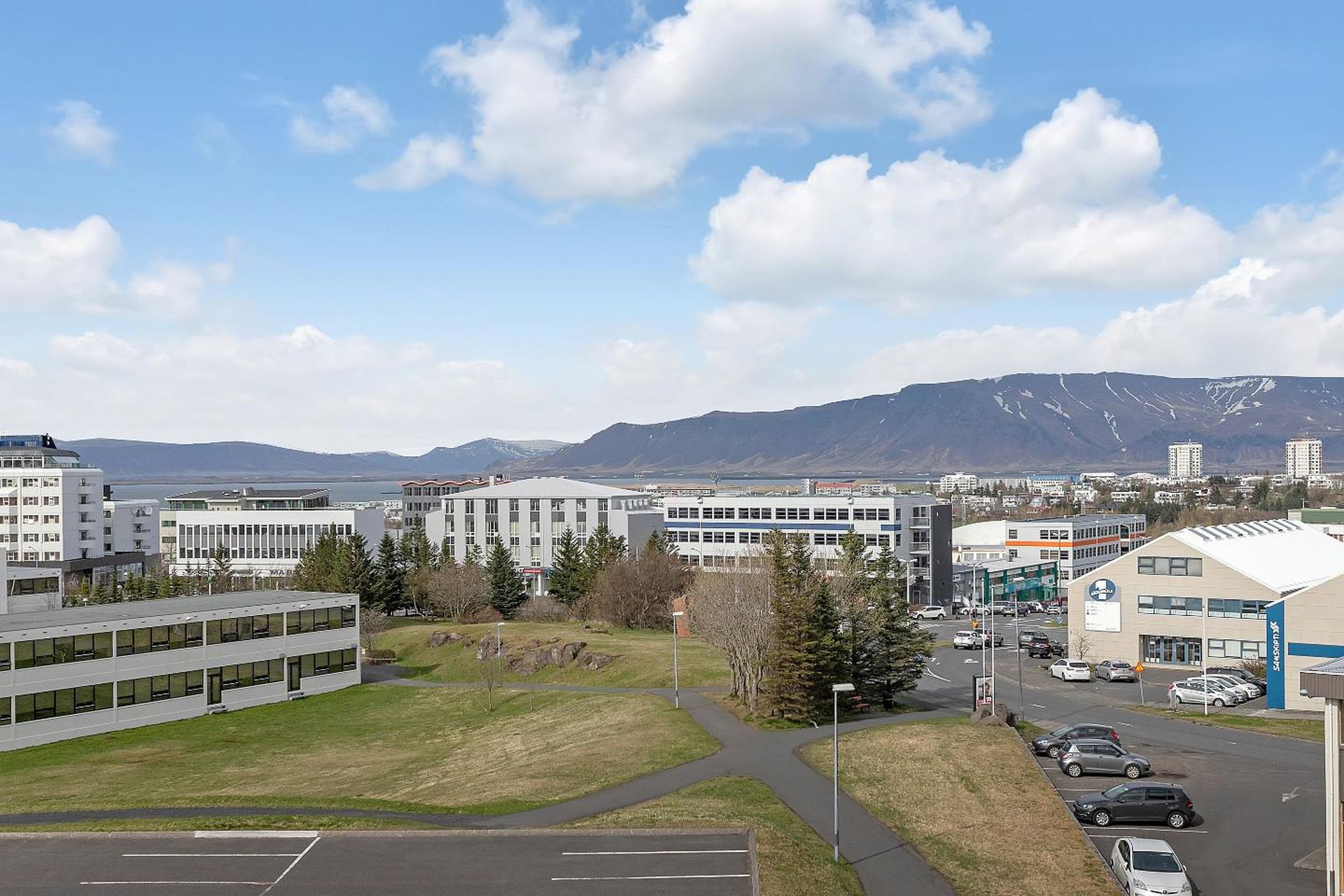 Háaleitisbraut 43, 108 Reykjavík
