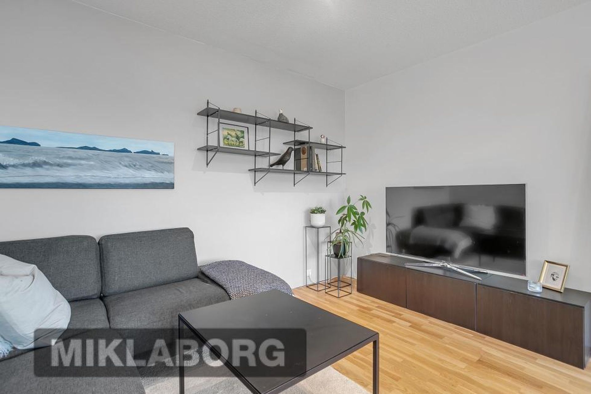 Víkurás 2, 110 Reykjavík