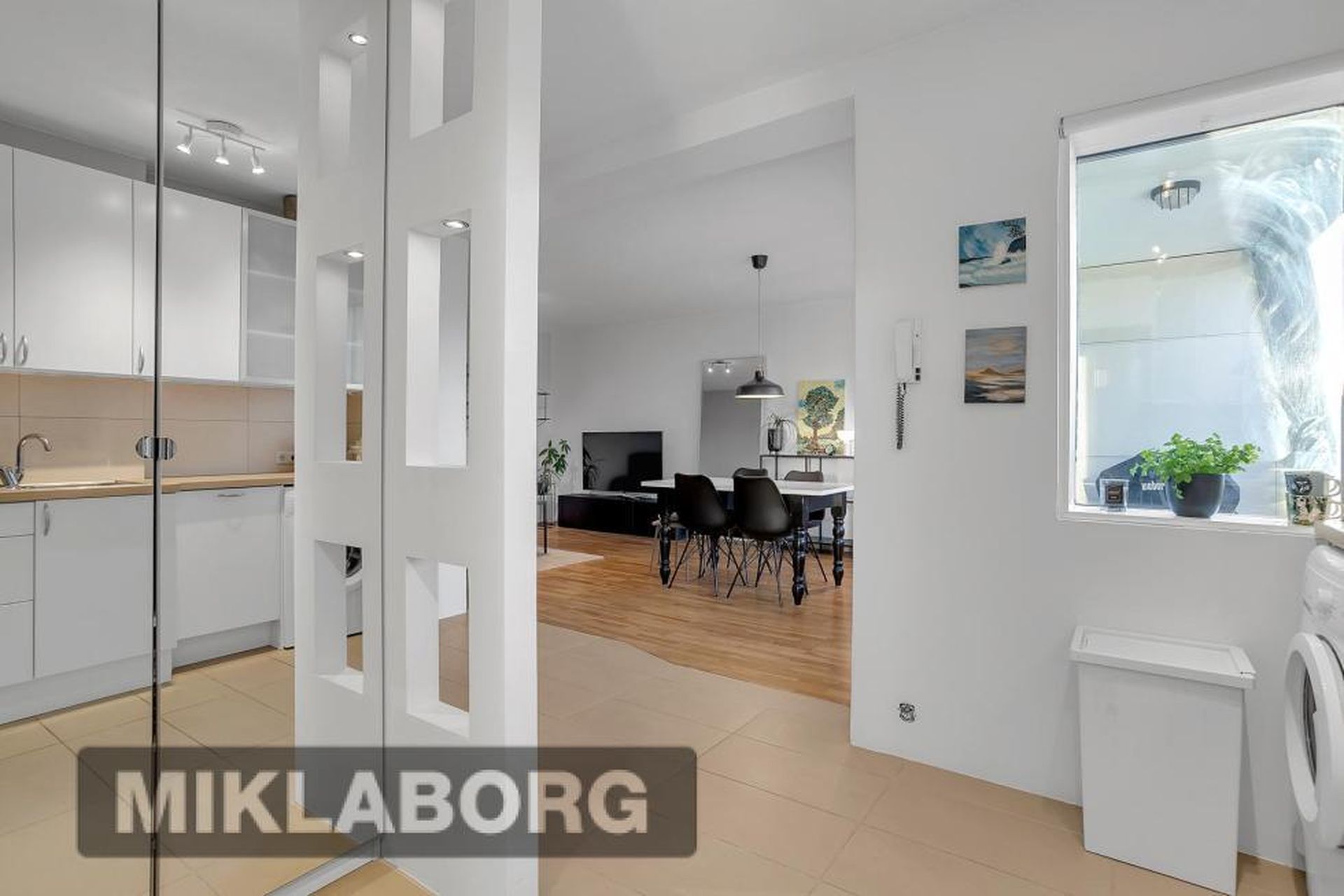 Víkurás 2, 110 Reykjavík