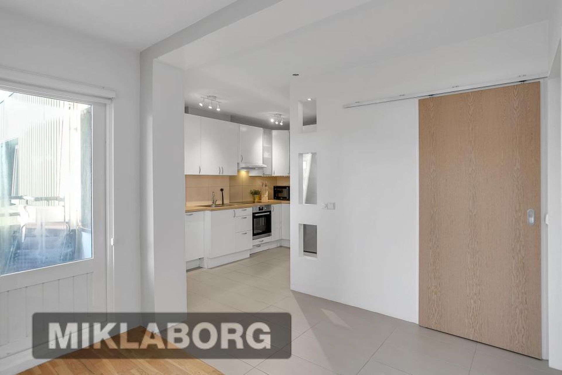 Víkurás 2, 110 Reykjavík