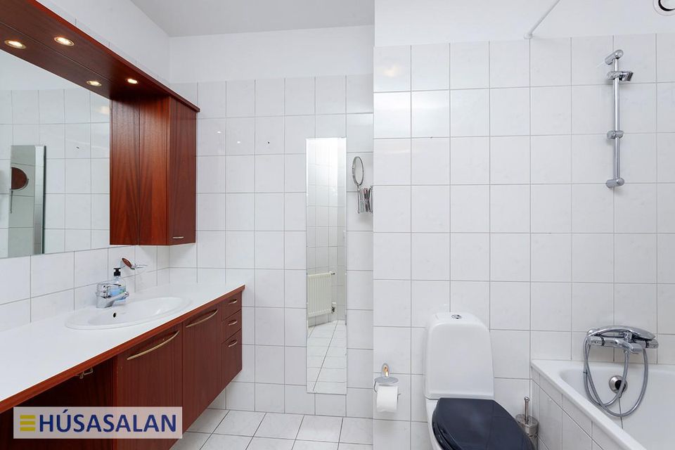 Barðastaðir 7, 112 Reykjavík