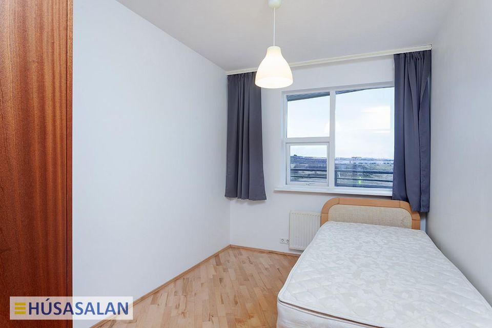 Barðastaðir 7, 112 Reykjavík