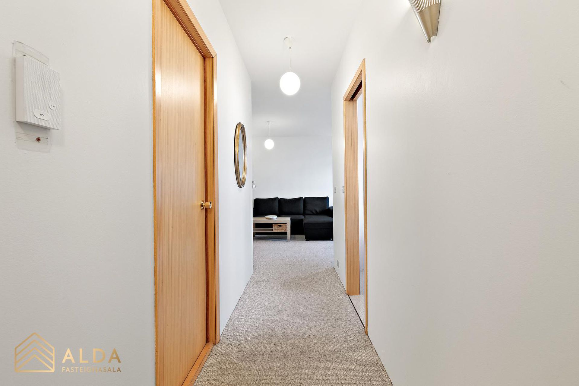 Kleppsvegur 32, 105 Reykjavík