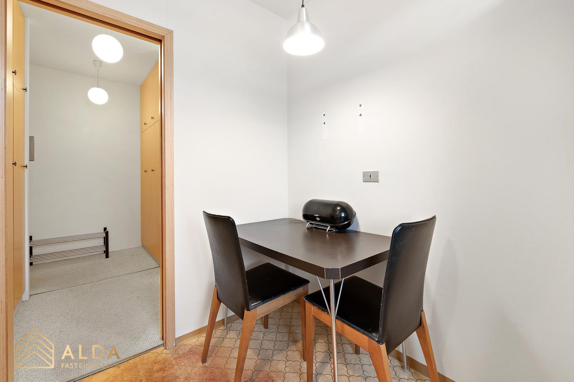 Kleppsvegur 32, 105 Reykjavík