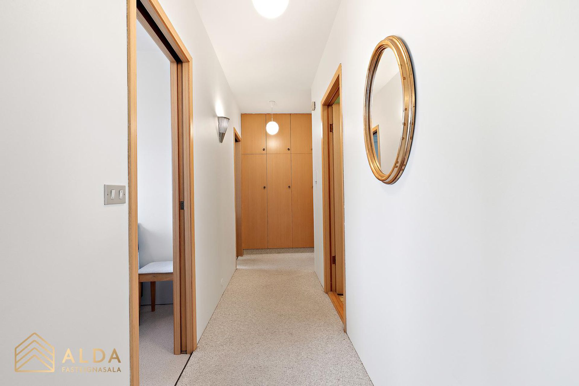 Kleppsvegur 32, 105 Reykjavík