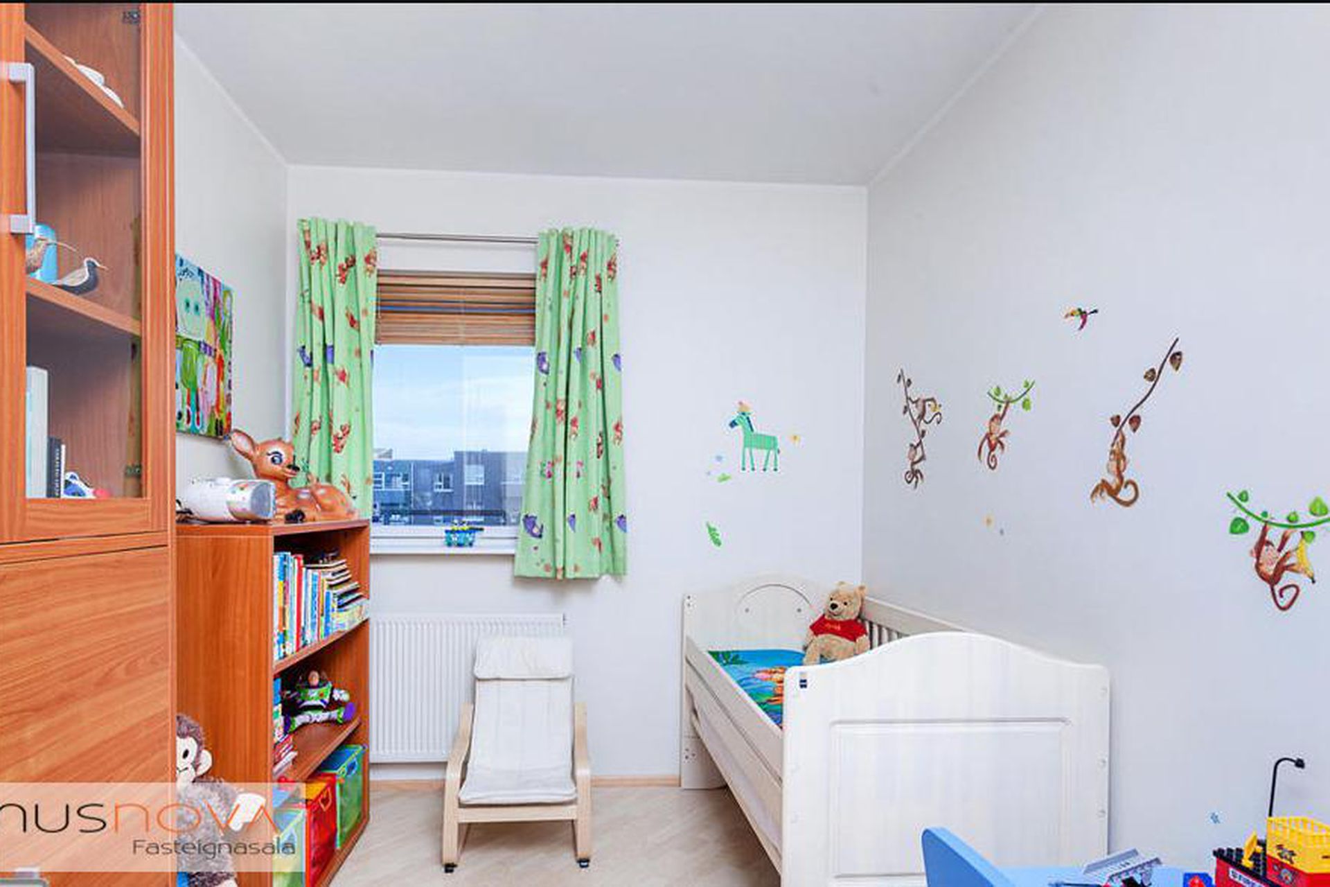 Þórðarsveigur 16, 113 Reykjavík