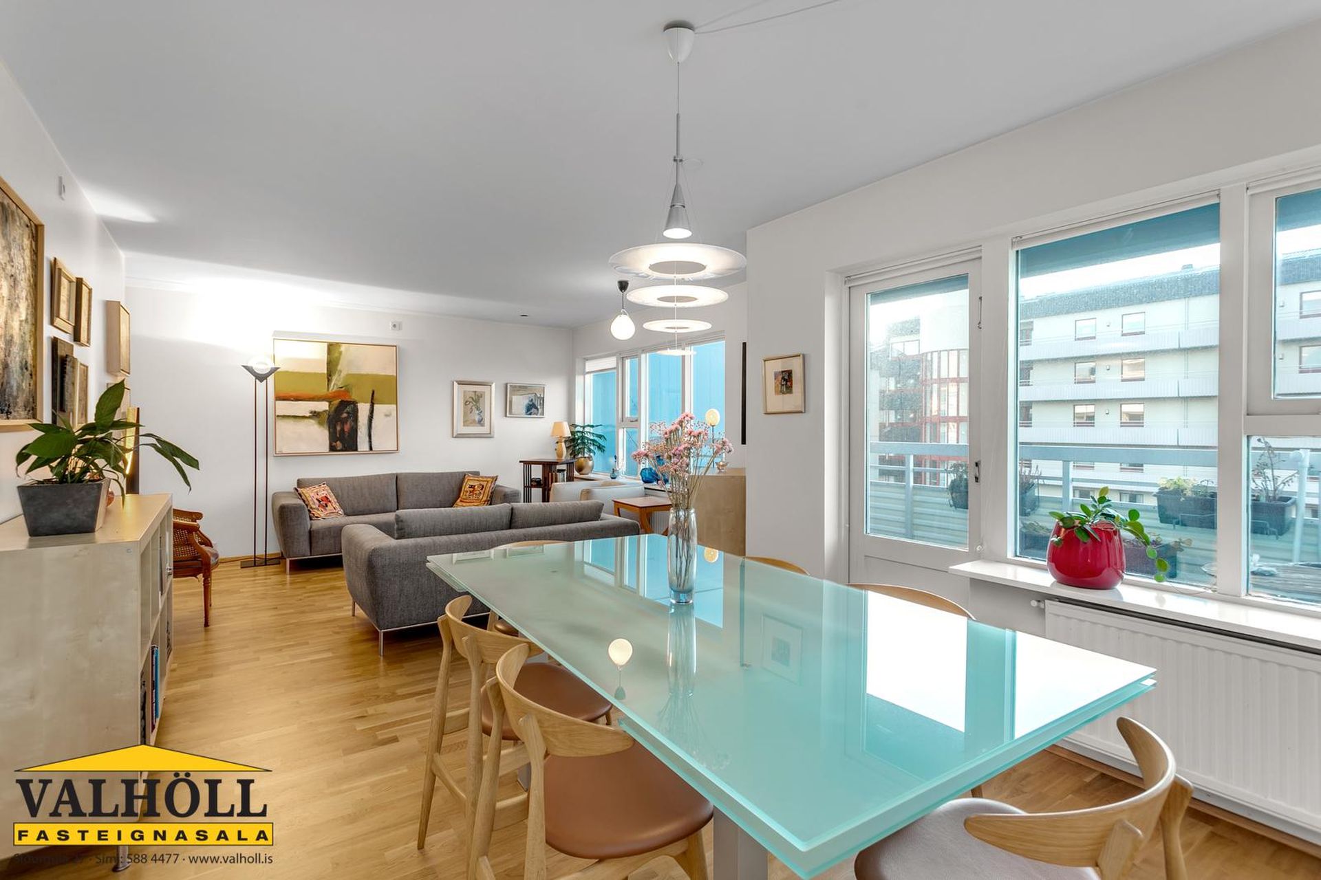 Miðleiti 1, 103 Reykjavík
