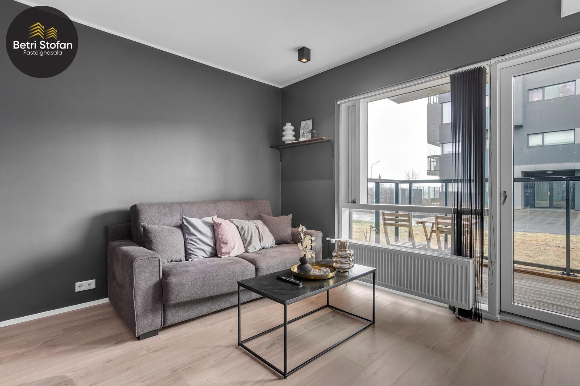 Efstaleiti 11, 103 Reykjavík