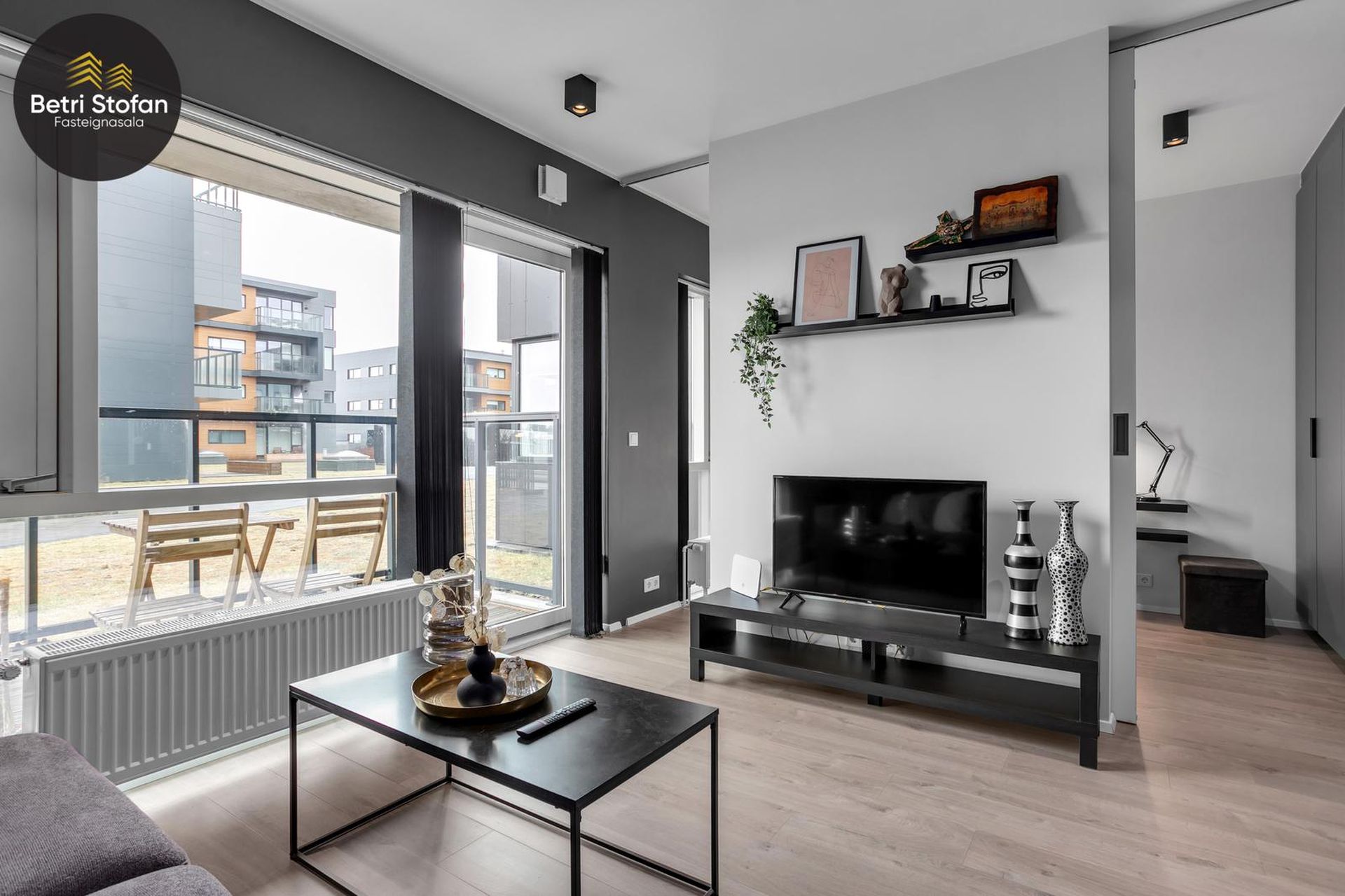 Efstaleiti 11, 103 Reykjavík