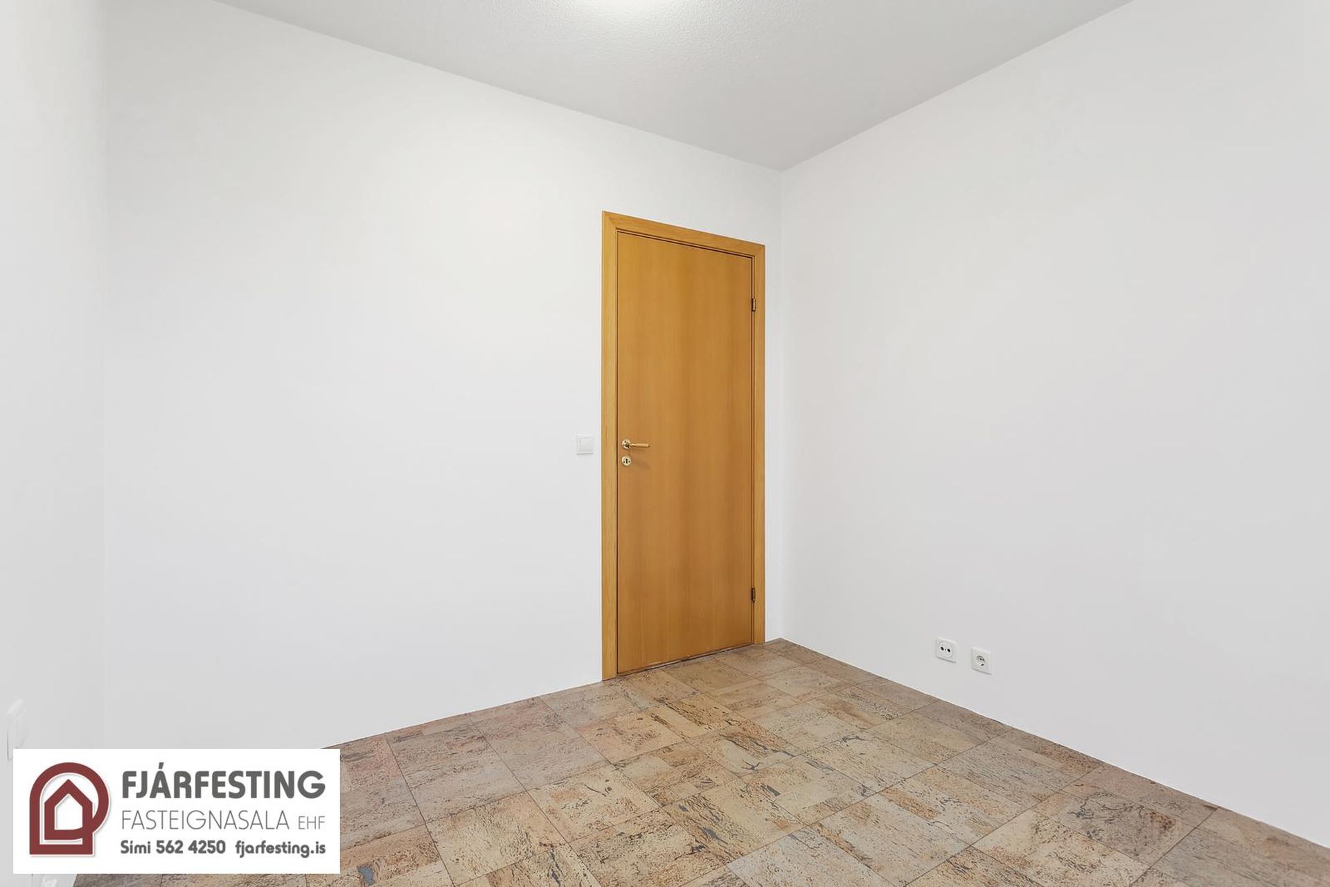 Traðarberg 23, 221 Hafnarfjörður