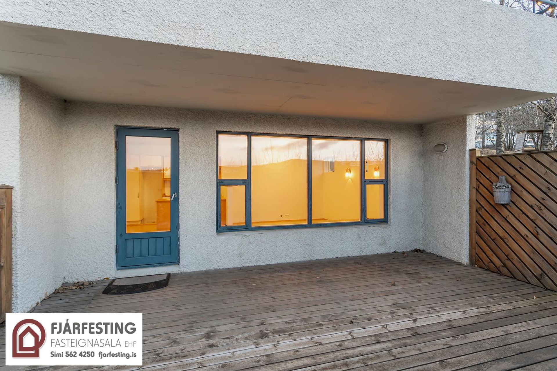 Traðarberg 23, 221 Hafnarfjörður