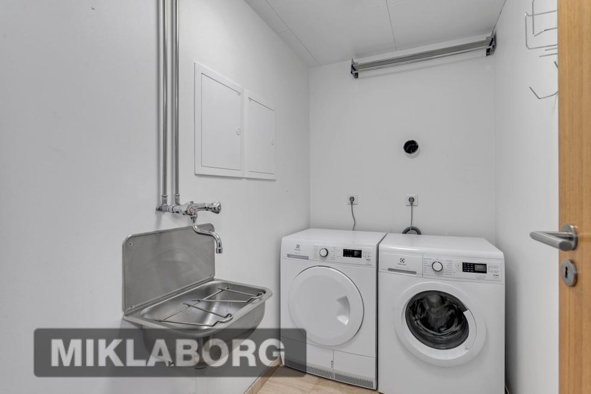 Laugavegur 86 86-94 - 0202, 101 Reykjavík