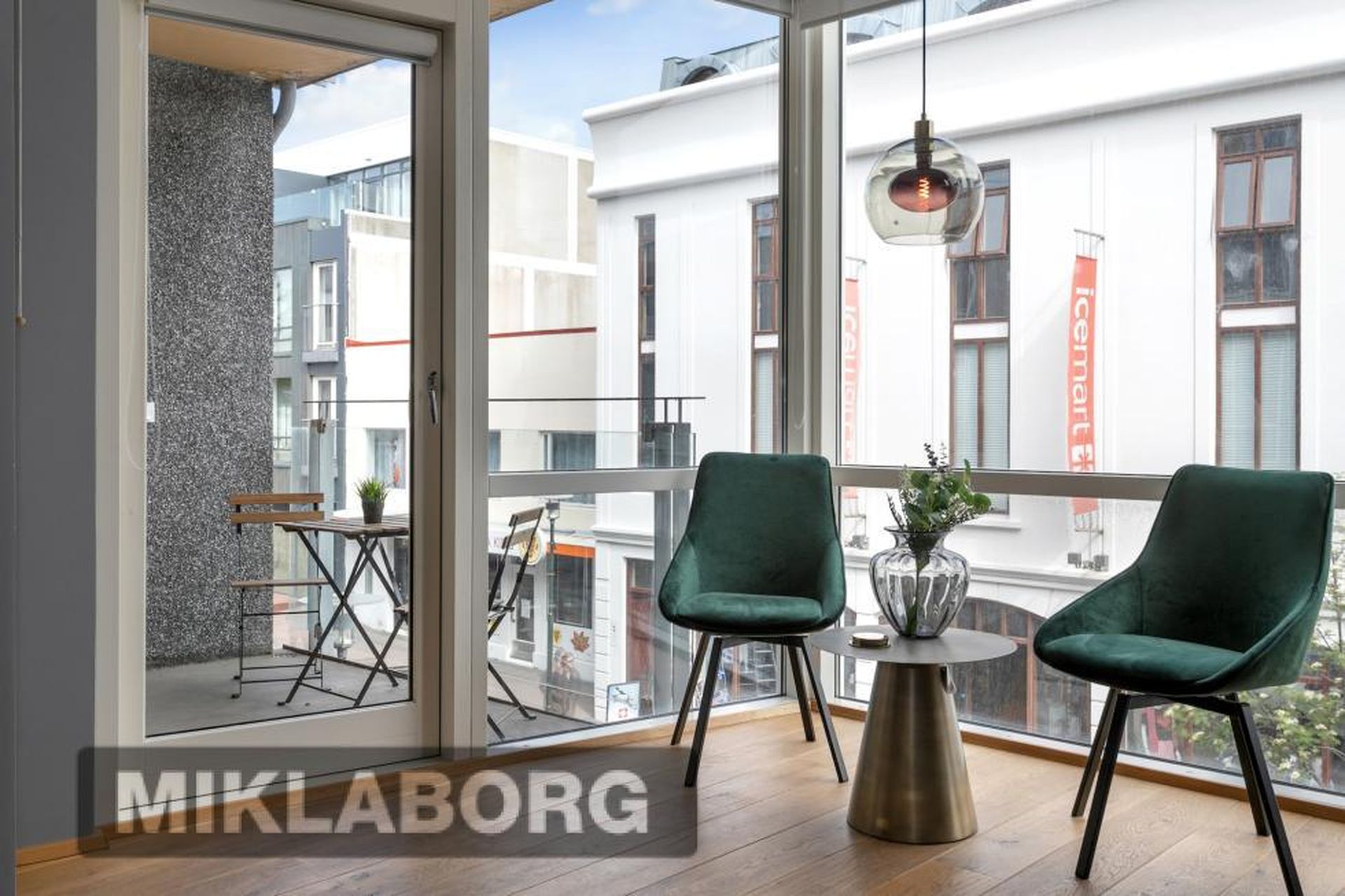 Laugavegur 86 86-94 - 0202, 101 Reykjavík