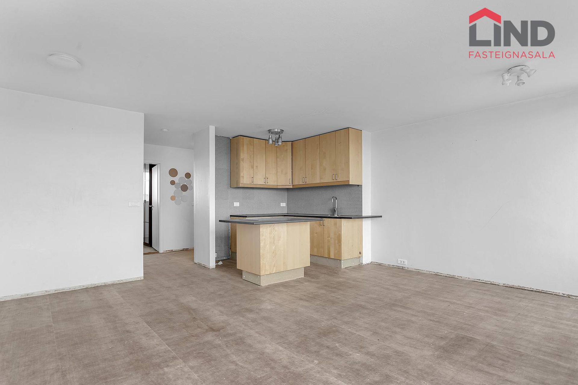 Asparfell 12, 111 Reykjavík