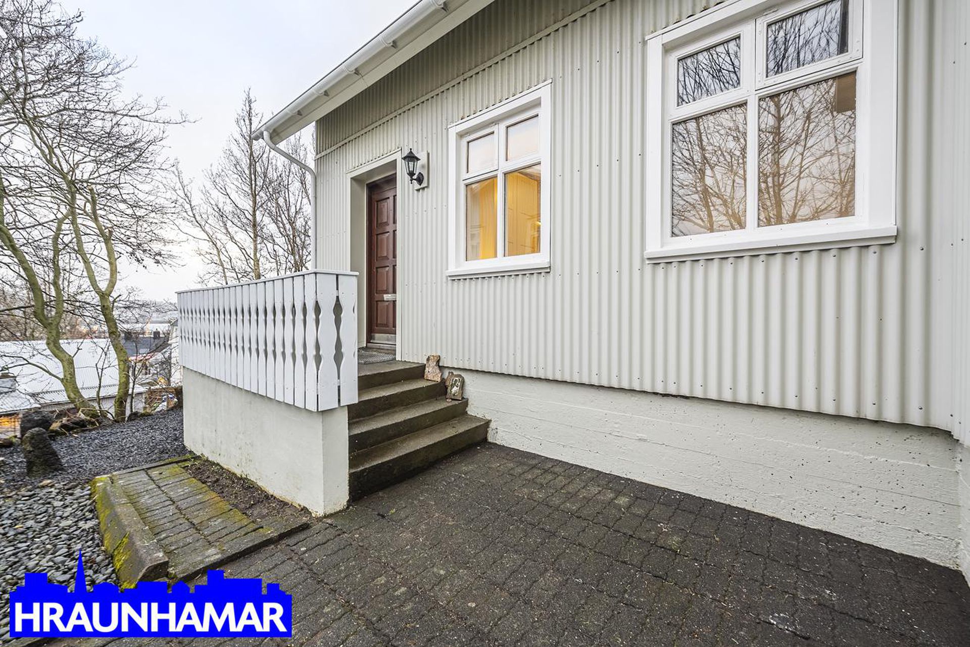 Kirkjuvegur 8 - 0101, 220 Hafnarfjörður