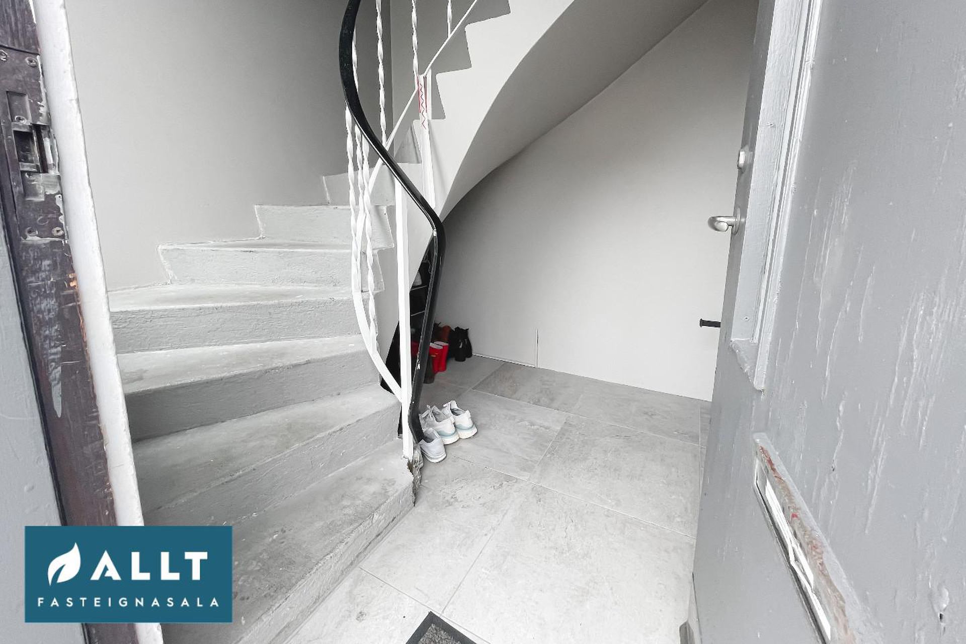 Blikabraut 3, 230 Reykjanesbær