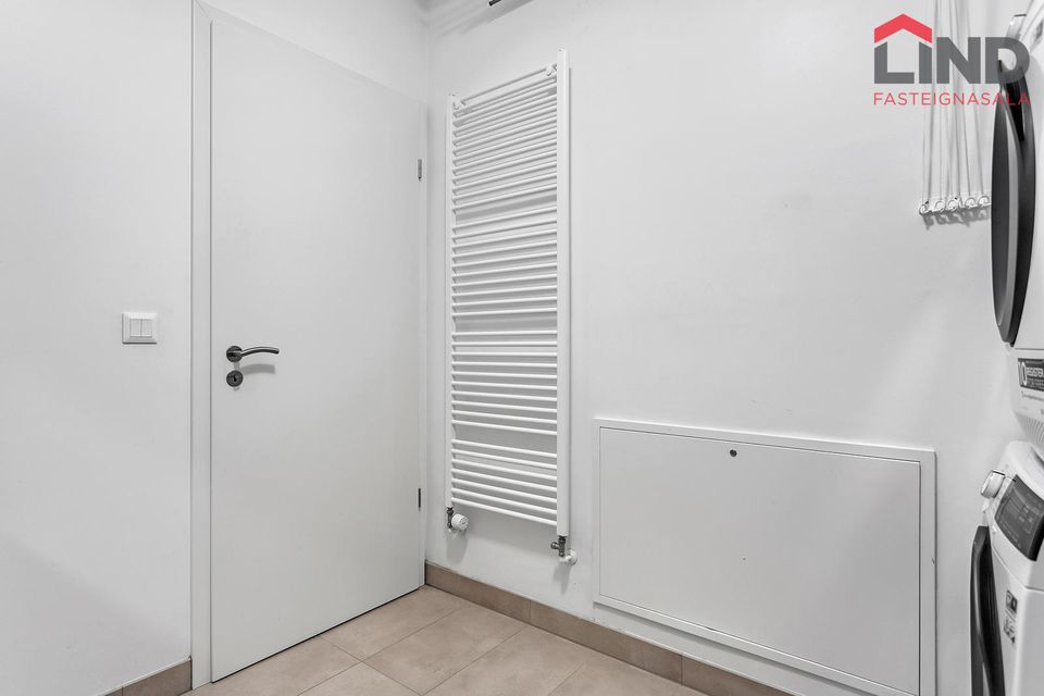 Dalsbraut 4, 260 Reykjanesbær