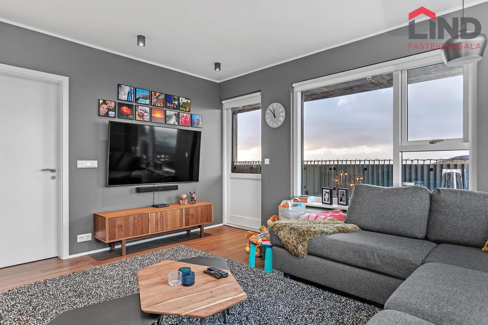 Dalsbraut 4, 260 Reykjanesbær