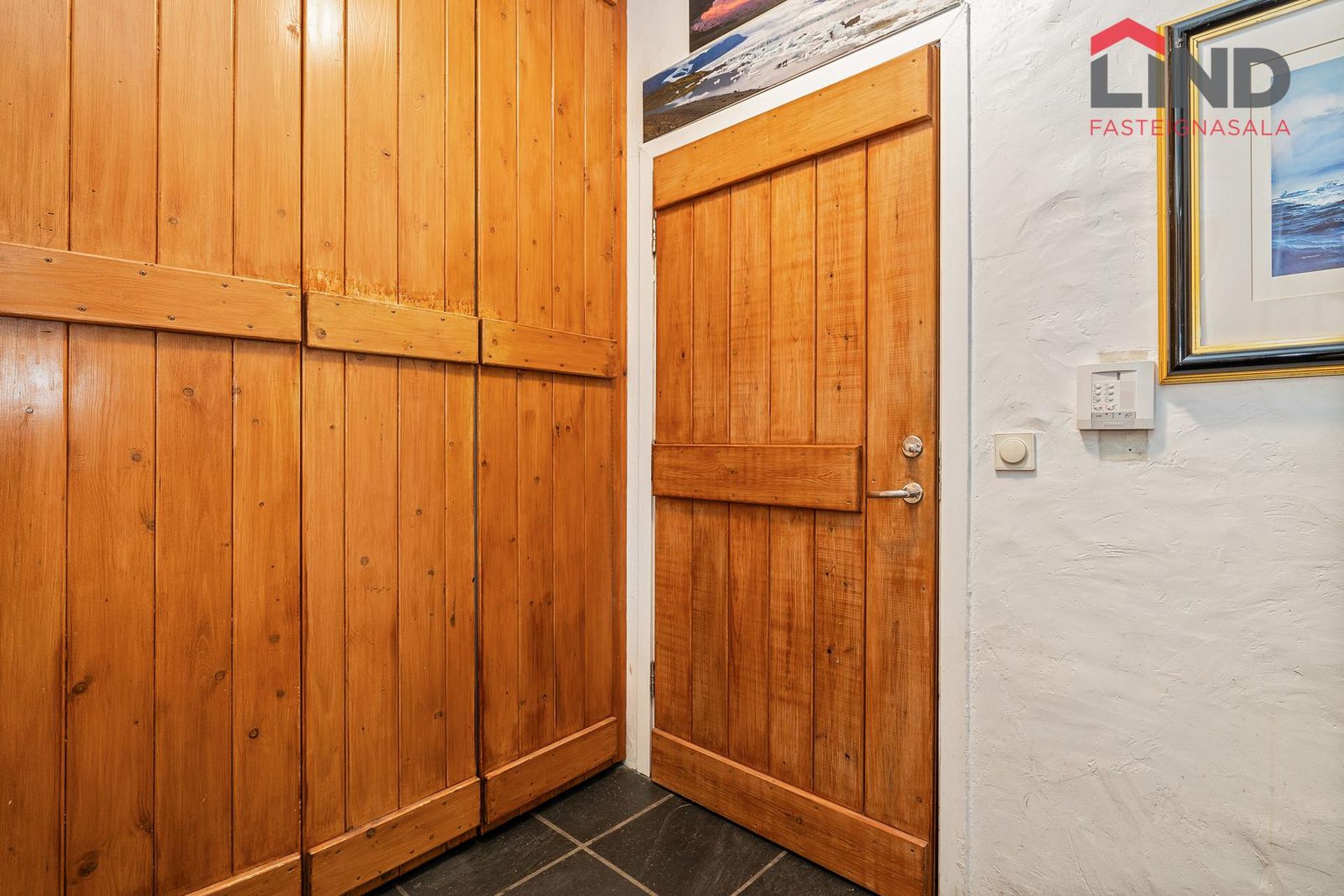 Hringbraut 119, 101 Reykjavík