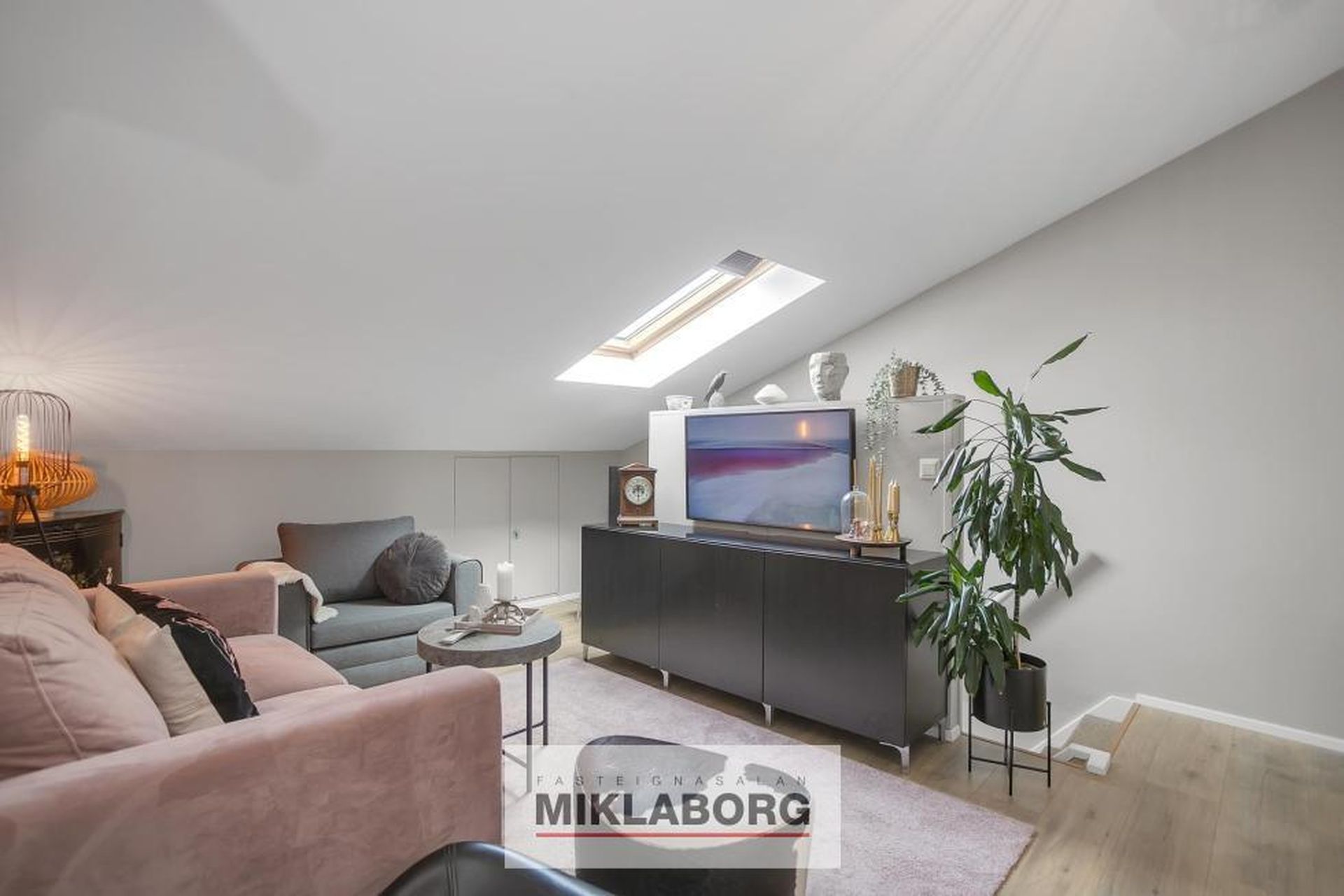 Skógarás 6, 110 Reykjavík