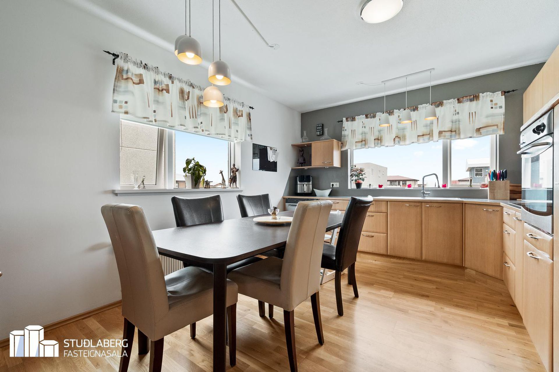 Silfurtún 8, 250 Sveitarfélagið Garður