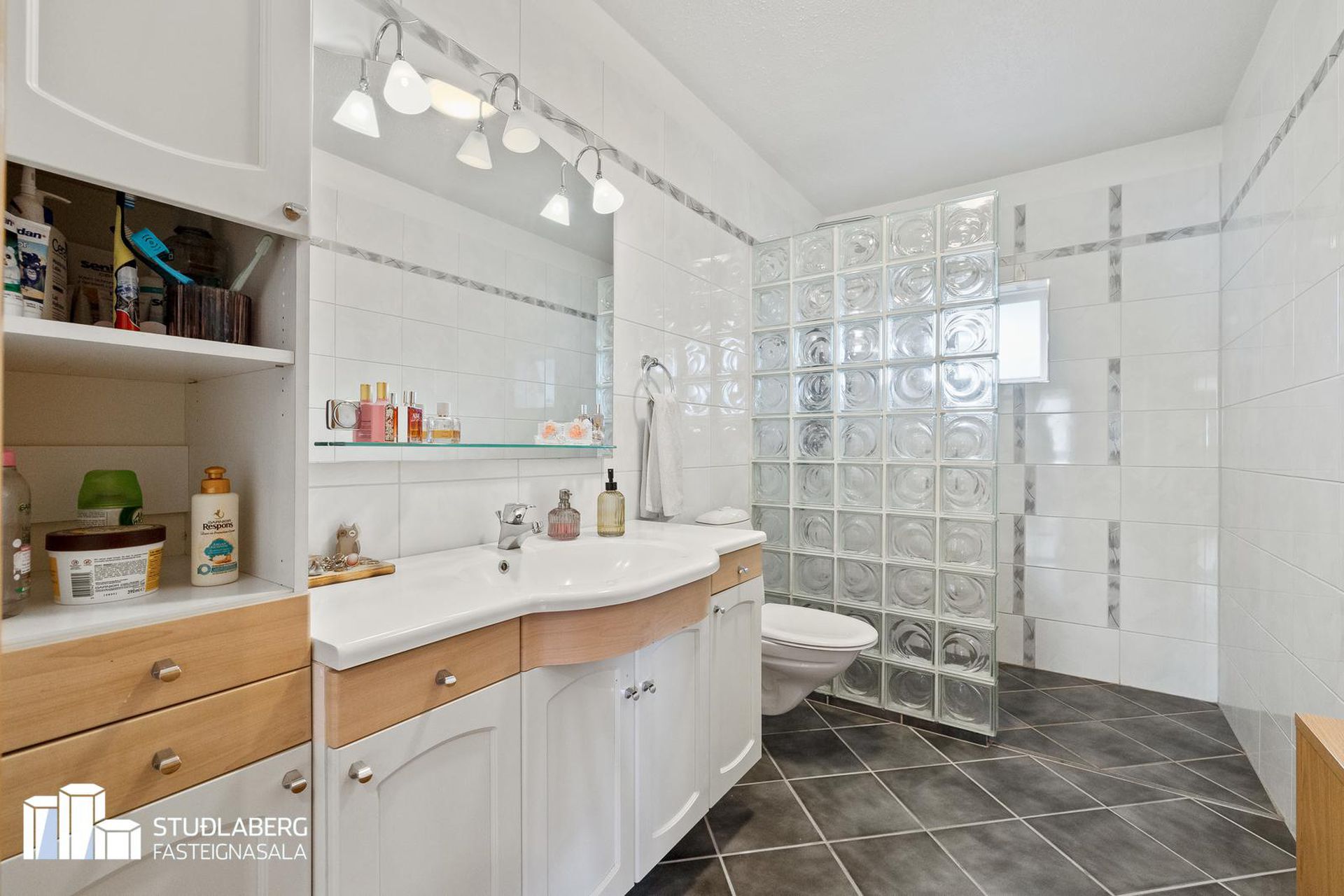 Silfurtún 8, 250 Sveitarfélagið Garður