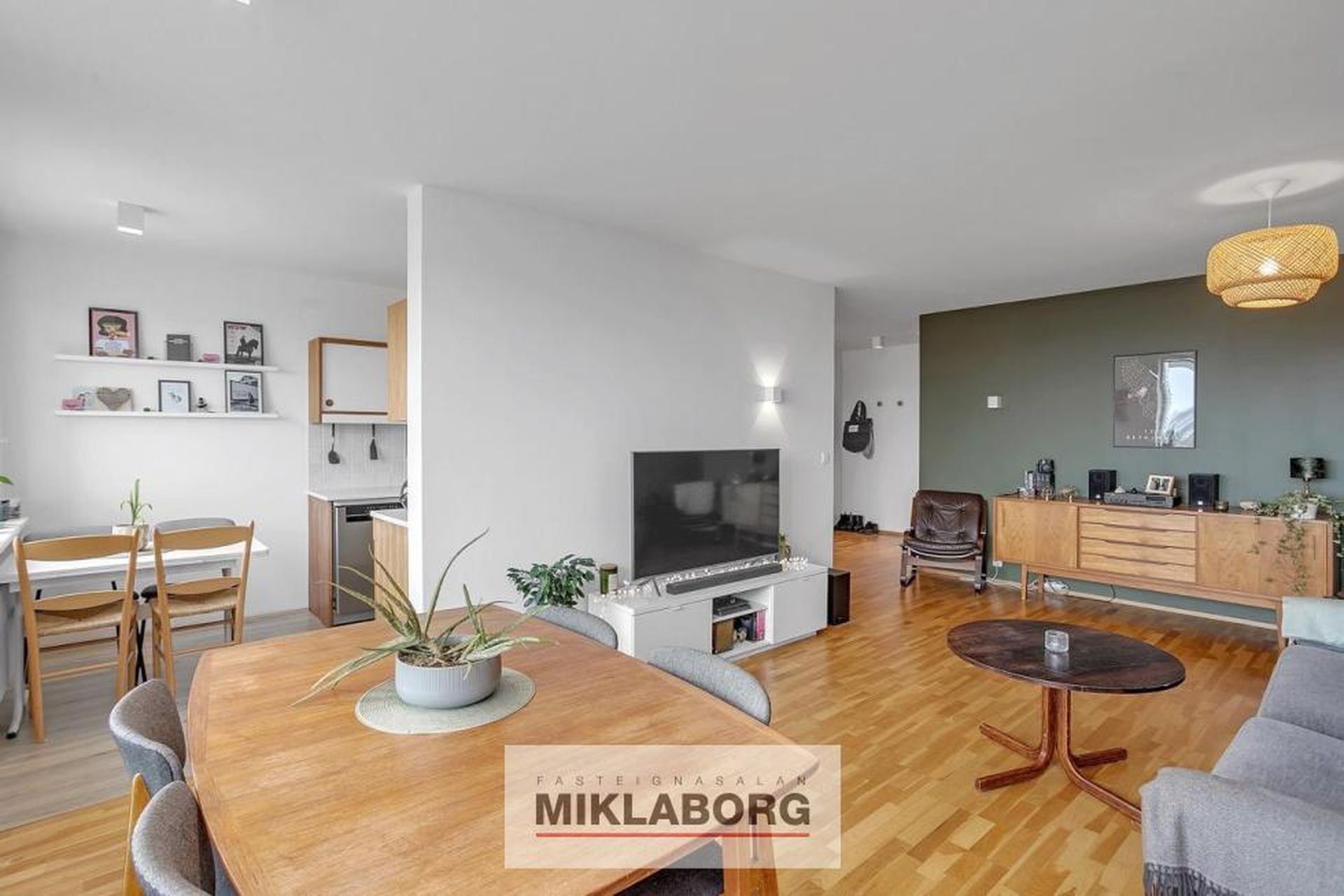 Kleppsvegur 132, 104 Reykjavík