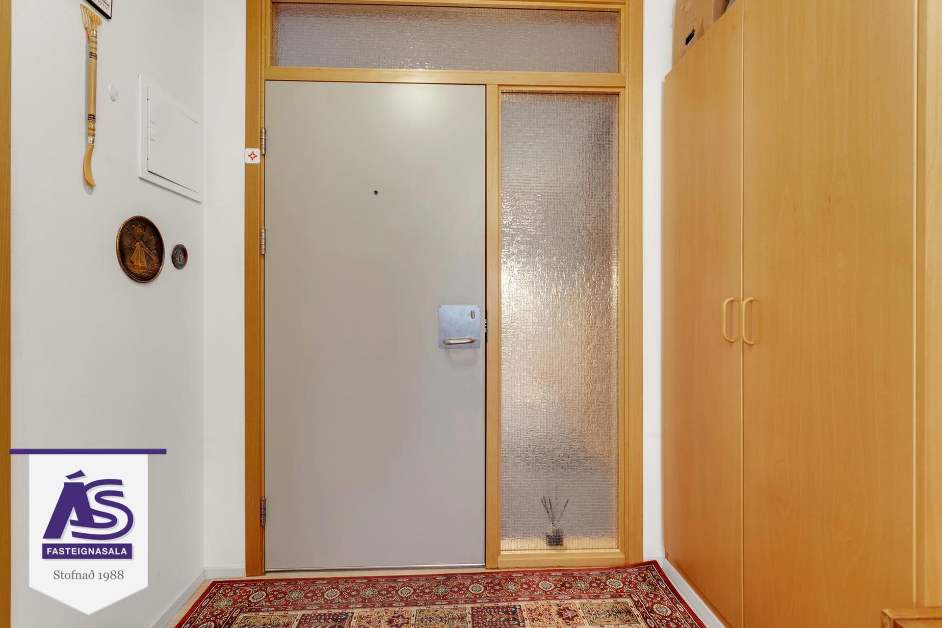 Sólvangsvegur 3, 220 Hafnarfjörður