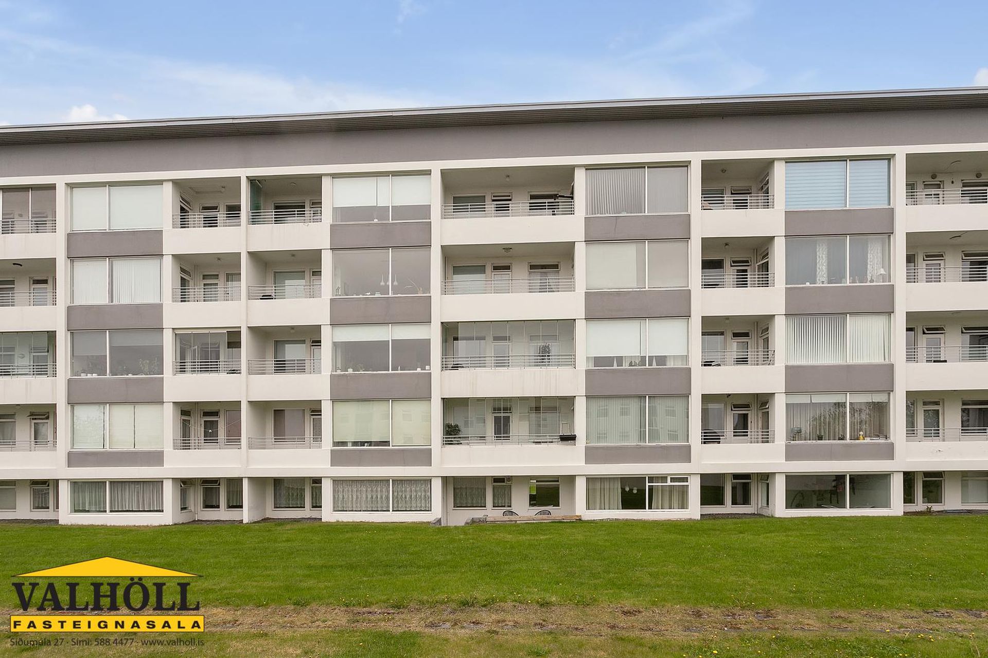 Safamýri 54, 108 Reykjavík