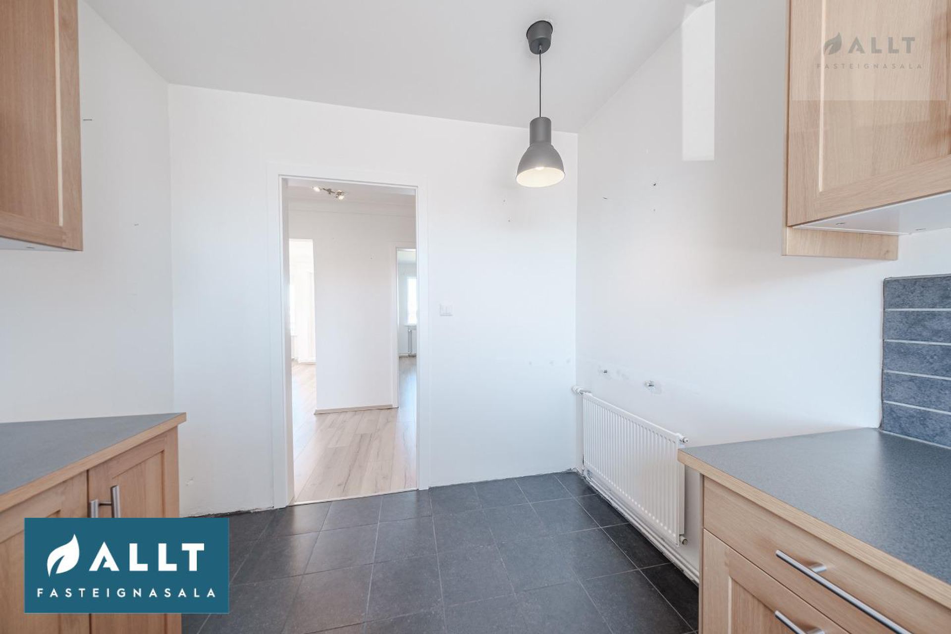 Sólvallagata 40, 230 Reykjanesbær