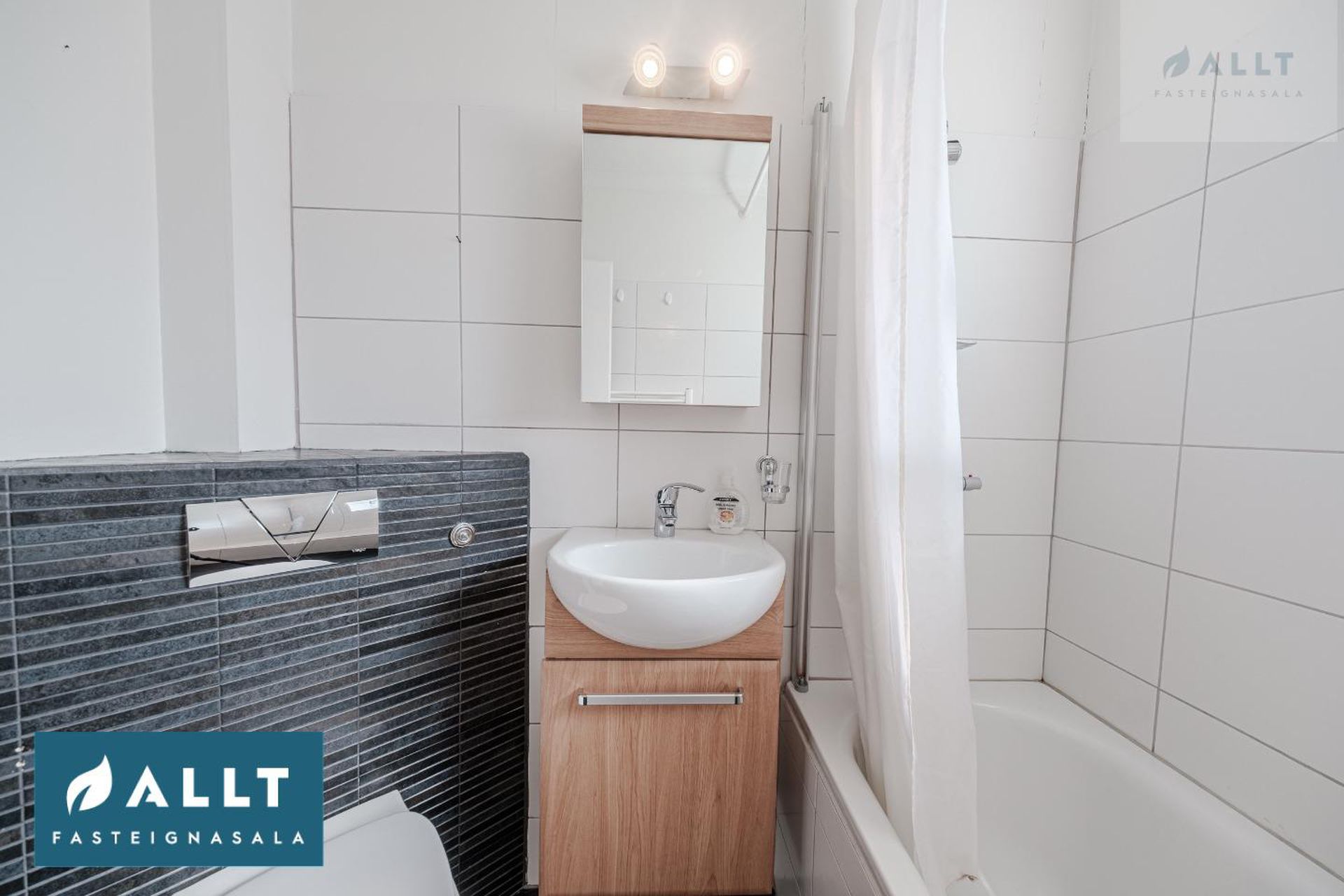 Sólvallagata 40, 230 Reykjanesbær